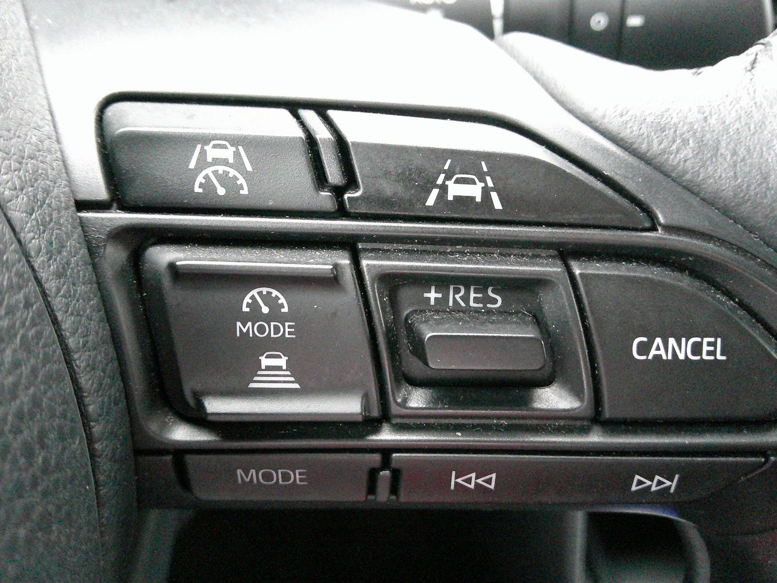 Toyota Yaris Cross Hybrid FWD Team Deutschland