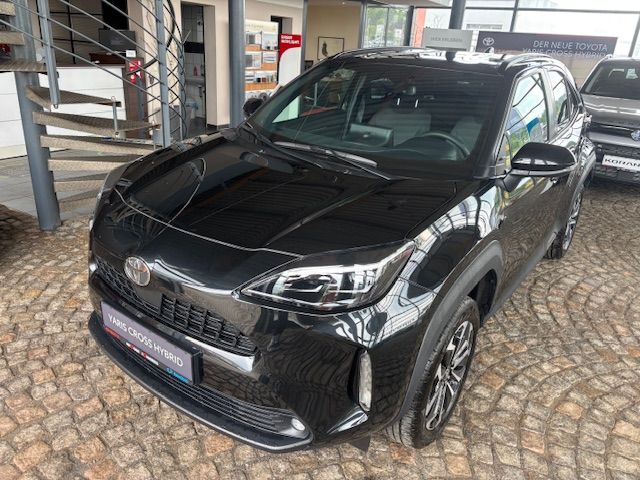 Toyota Yaris Cross Hybrid 130 1.5 VVT-i Black&White