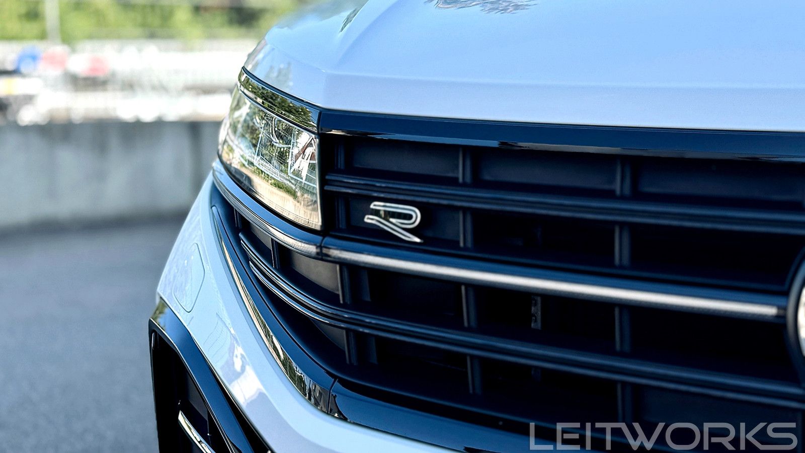 Volkswagen Touareg R-Line - Samsaru's Car Outlet