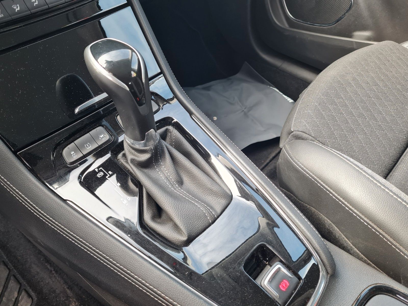 Opel Grandland Business Edition - Samsaru's Car Outlet