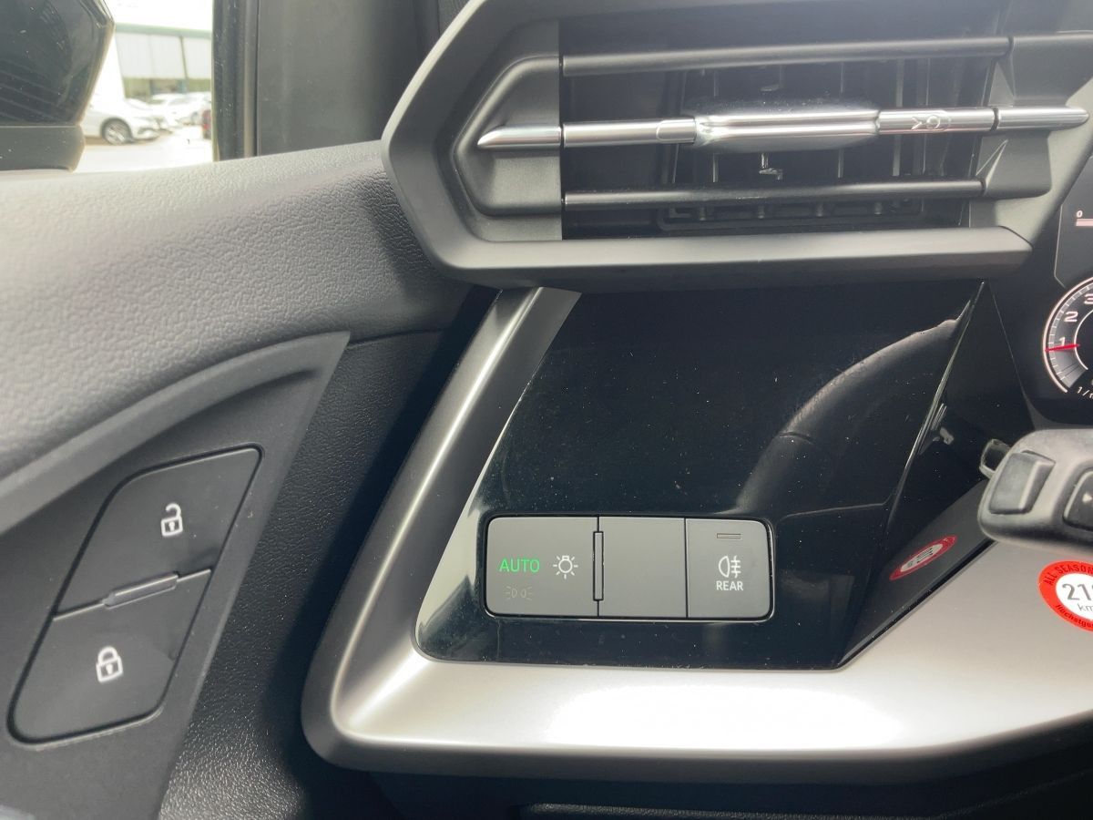Audi A3 Limousine 40 TFSI S-TR QU S-LINE - Samsaru's Car Outlet