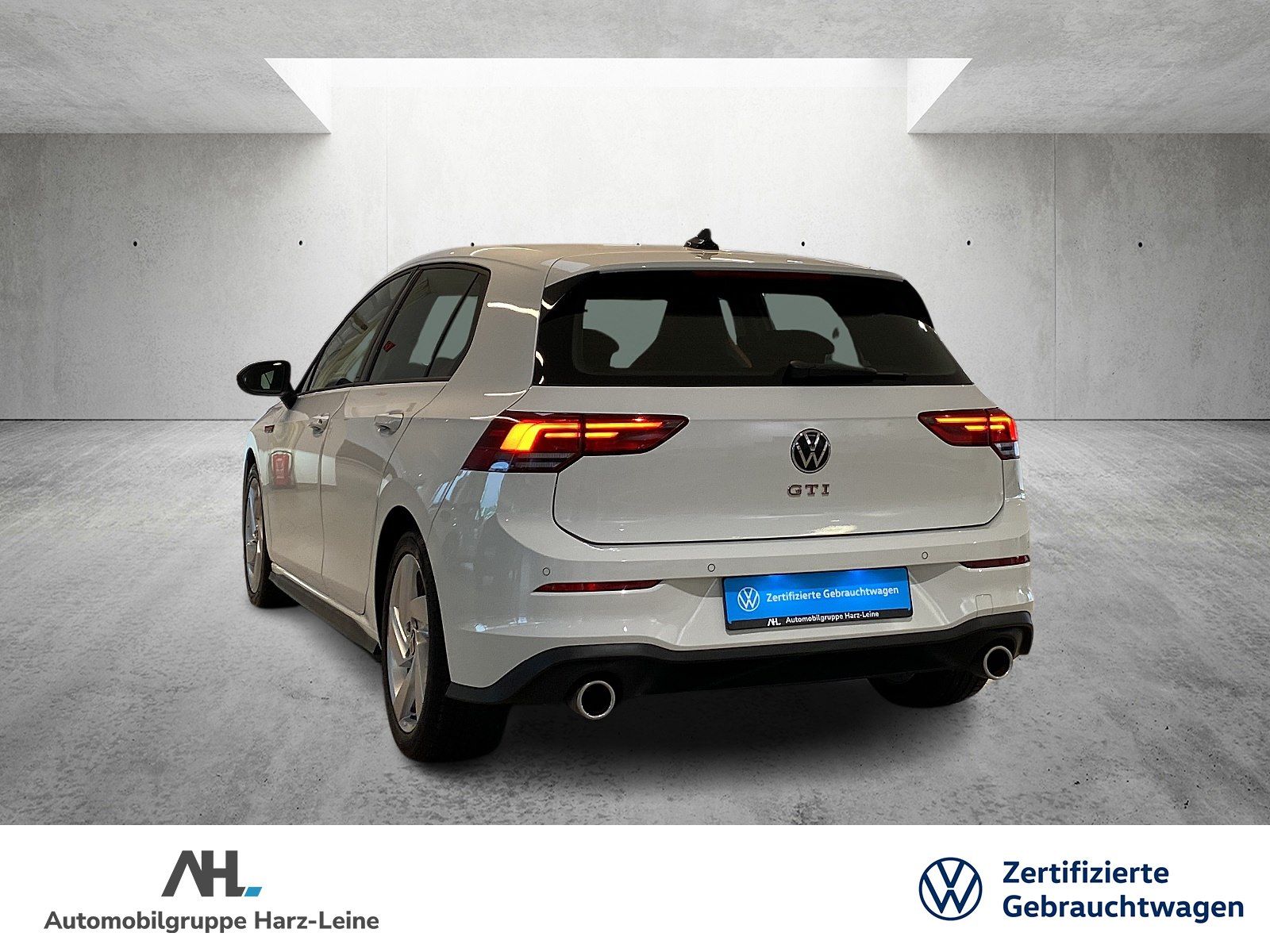 Volkswagen Golf GTI VIII 2.0 TSI DSG - Samsaru's Car Outlet
