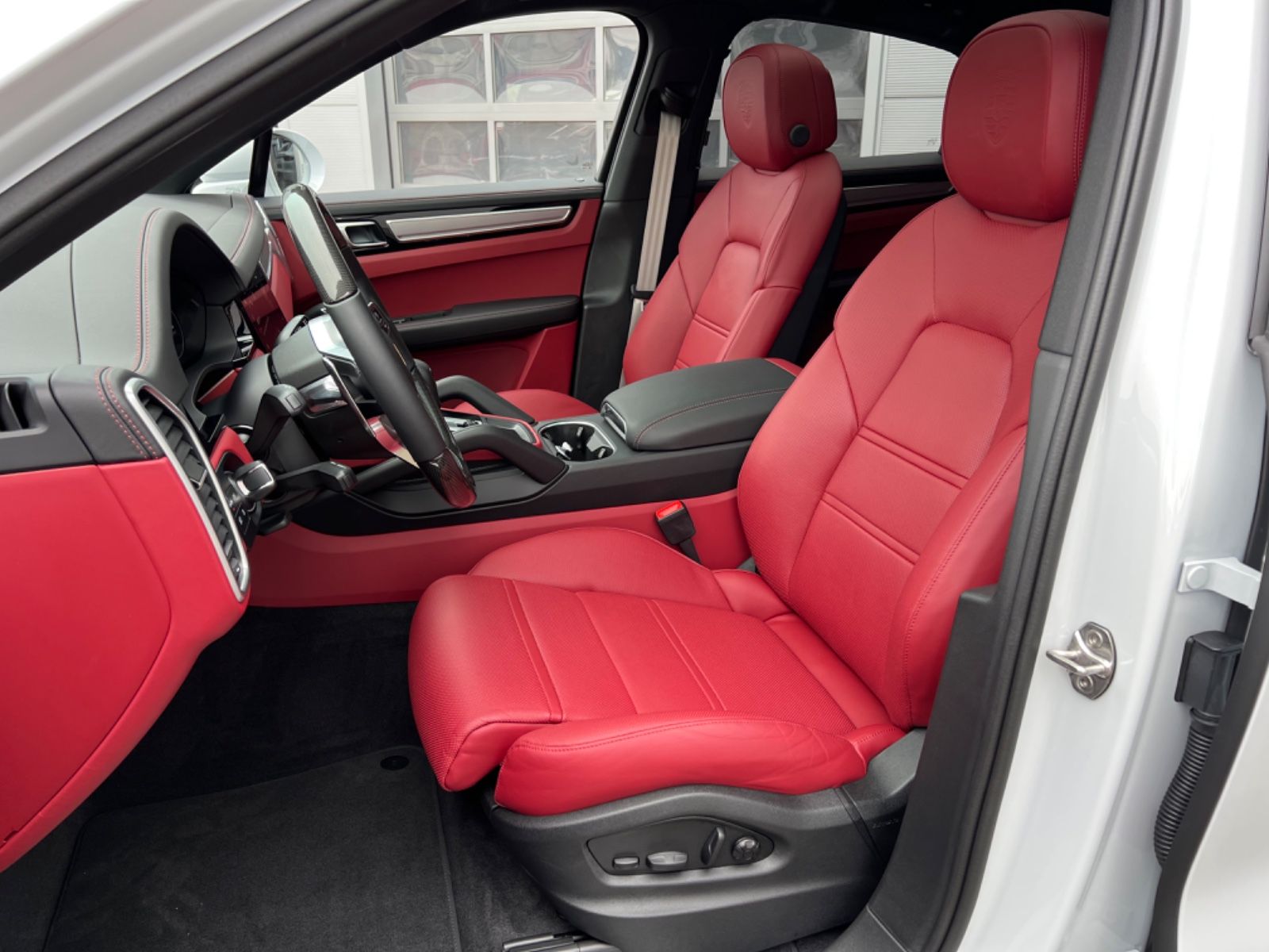 Porsche CAYENNE COUPE PLATINUM EDITION, SPORT CHRONO