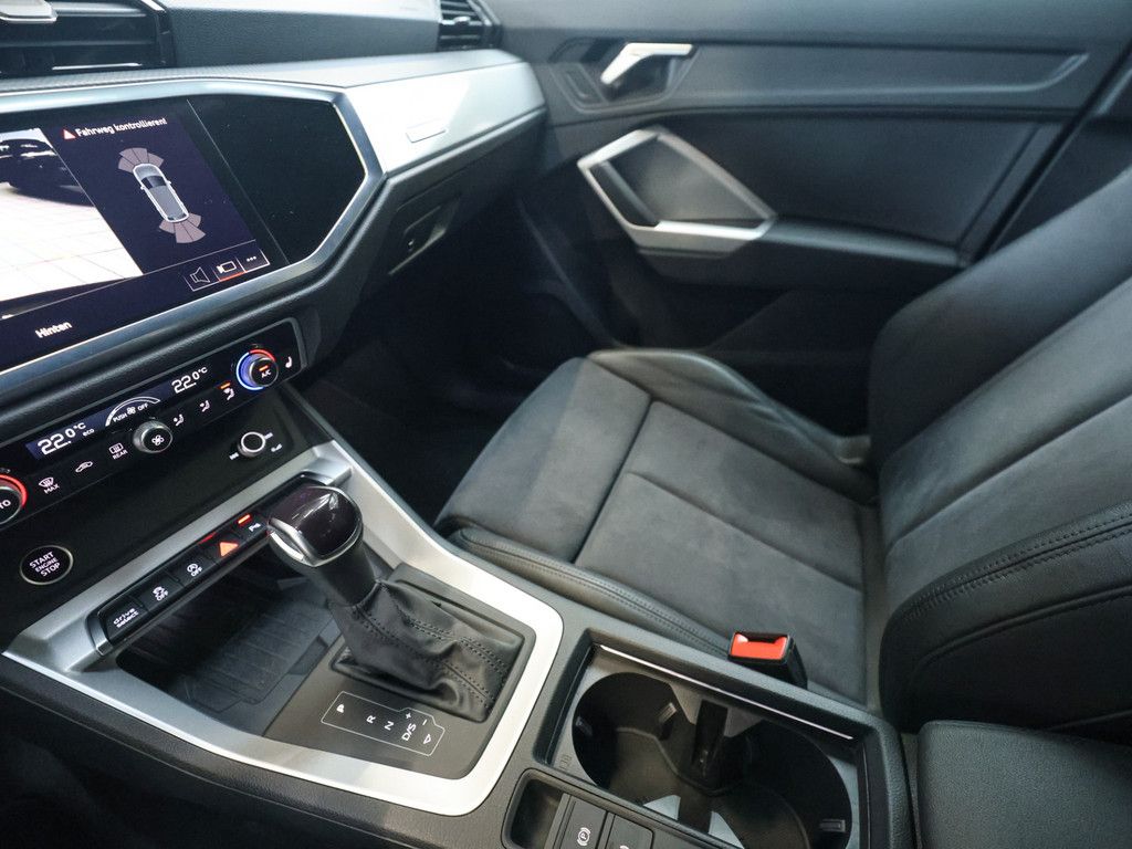 Audi Q3 S line 35 TDI quattro S tronic - Samsaru's Car Outlet