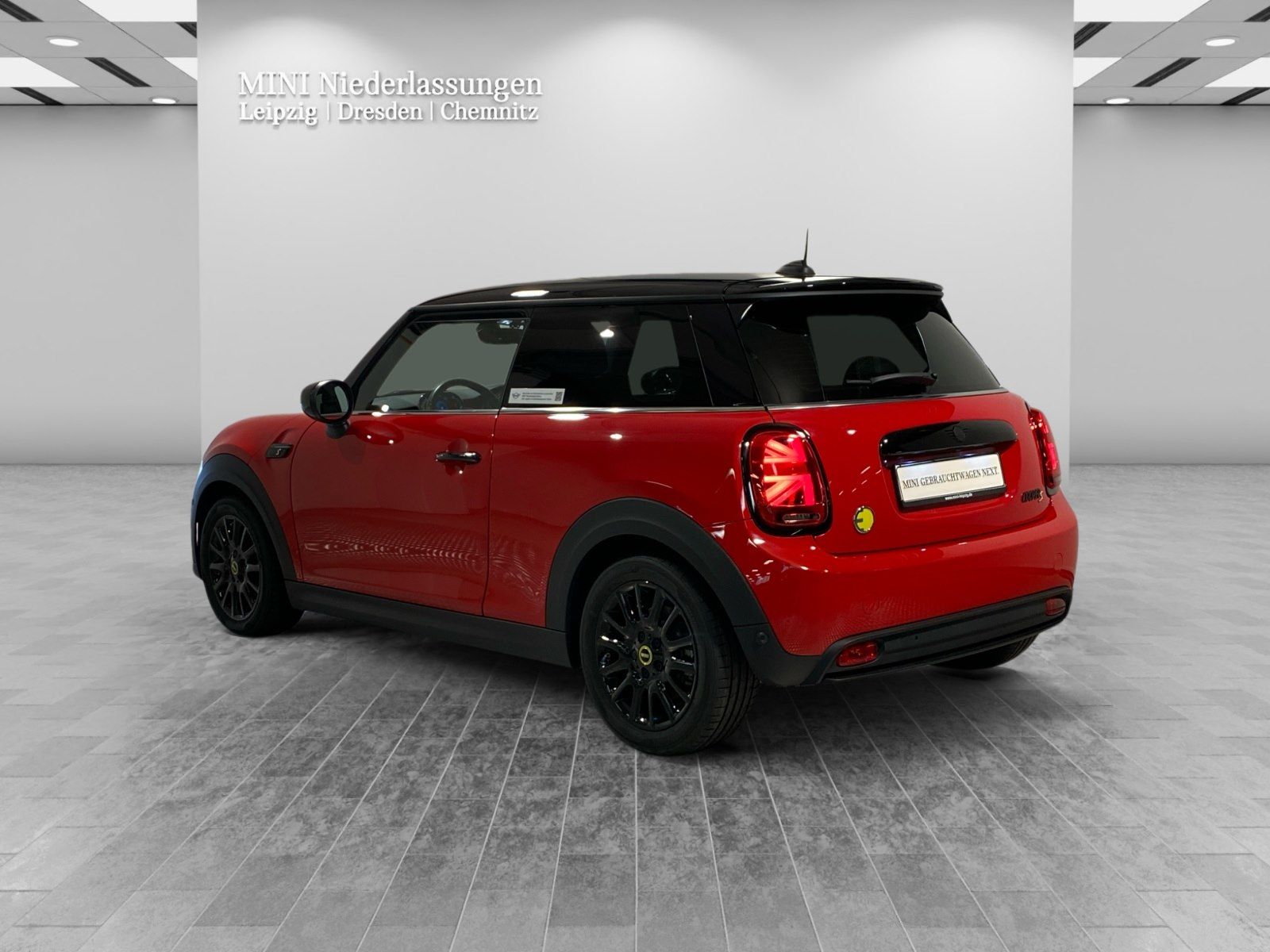 MINI Cooper SE - Samsaru's Car Outlet