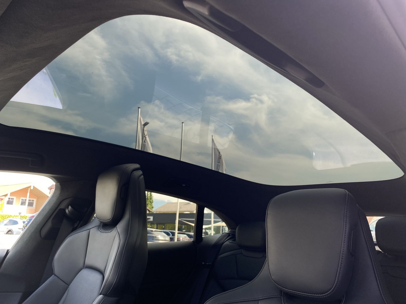 Porsche Taycan GTS Sport Turismo | BOSE | Panorama |