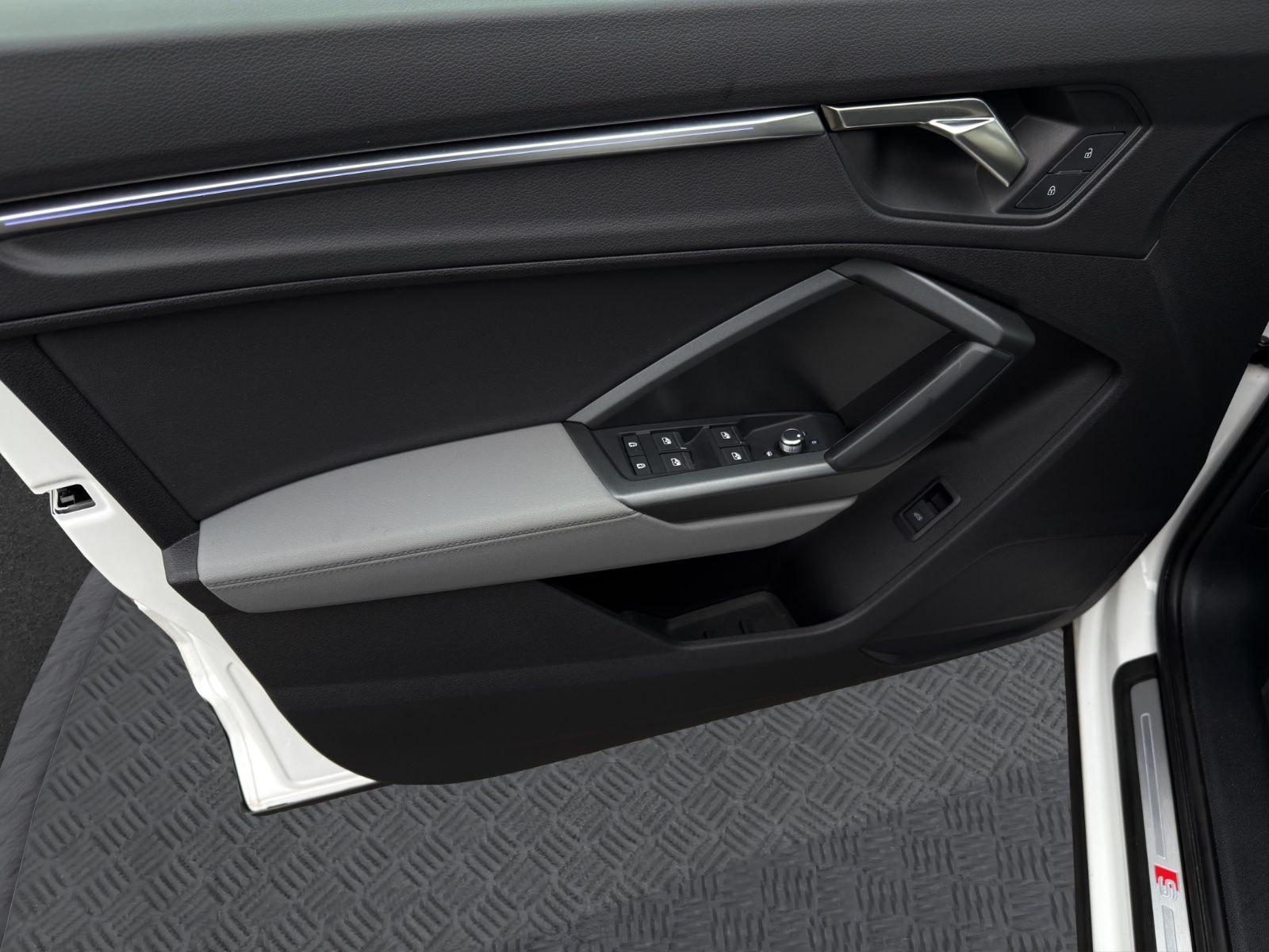 Audi Q3 quattro 2x S Line I LederI 8fach I Garantie