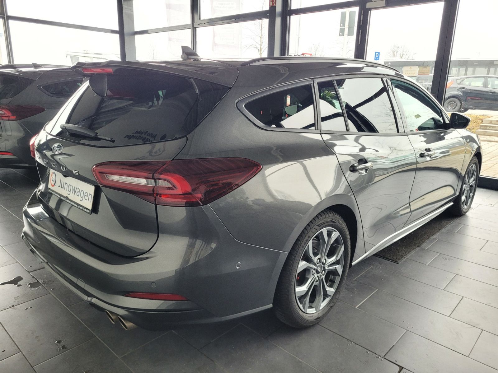Ford Focus EcoBoost mHEV Autom. ST-Line X m. ACC/LED