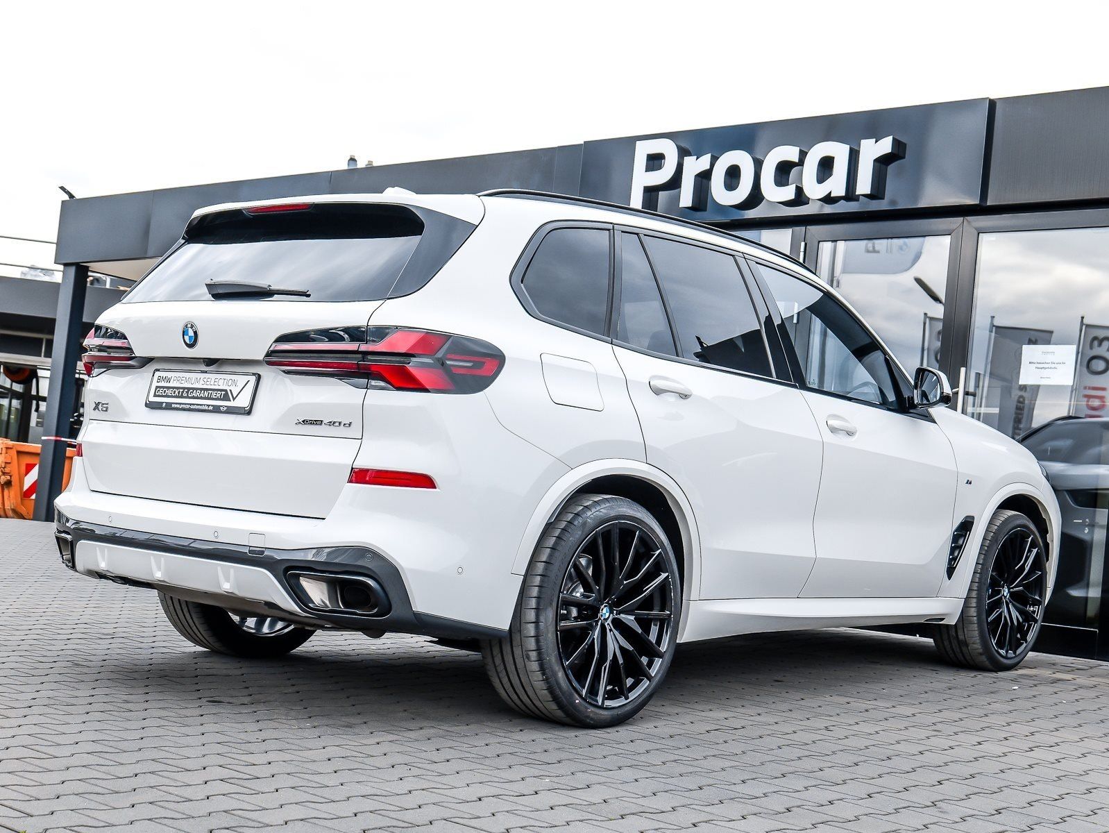 BMW X5 xDrive40d M Sport HUD PANO ACC AHK 360°KAM