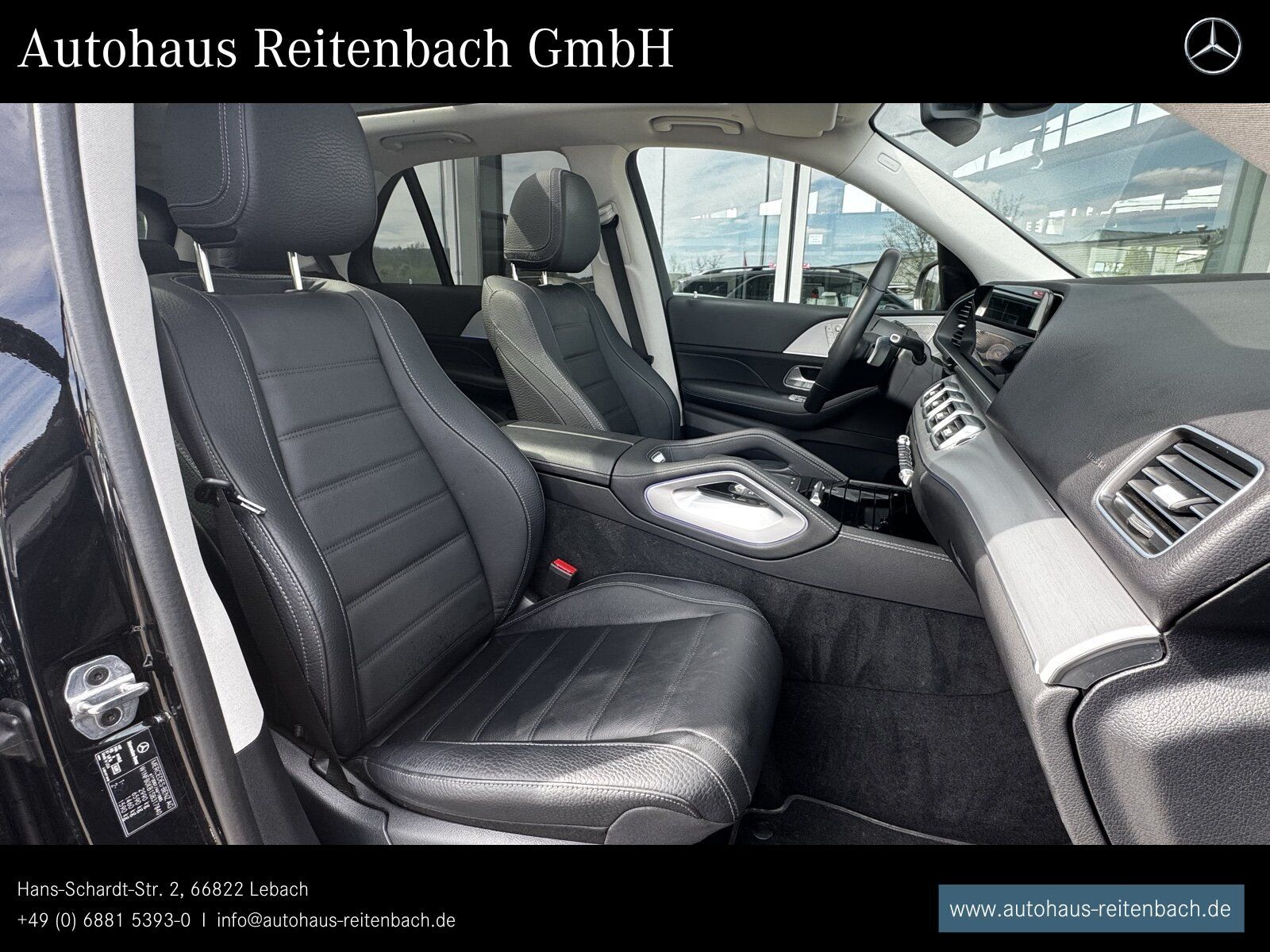 Mercedes-Benz GLE300d 4M AMG+PANO+AHK+360 BURMES+AIRMATIC+MEMO