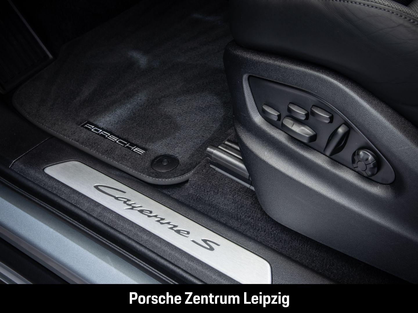 Porsche Cayenne S E-Hybrid SportDesign Sportabgas InnoDr