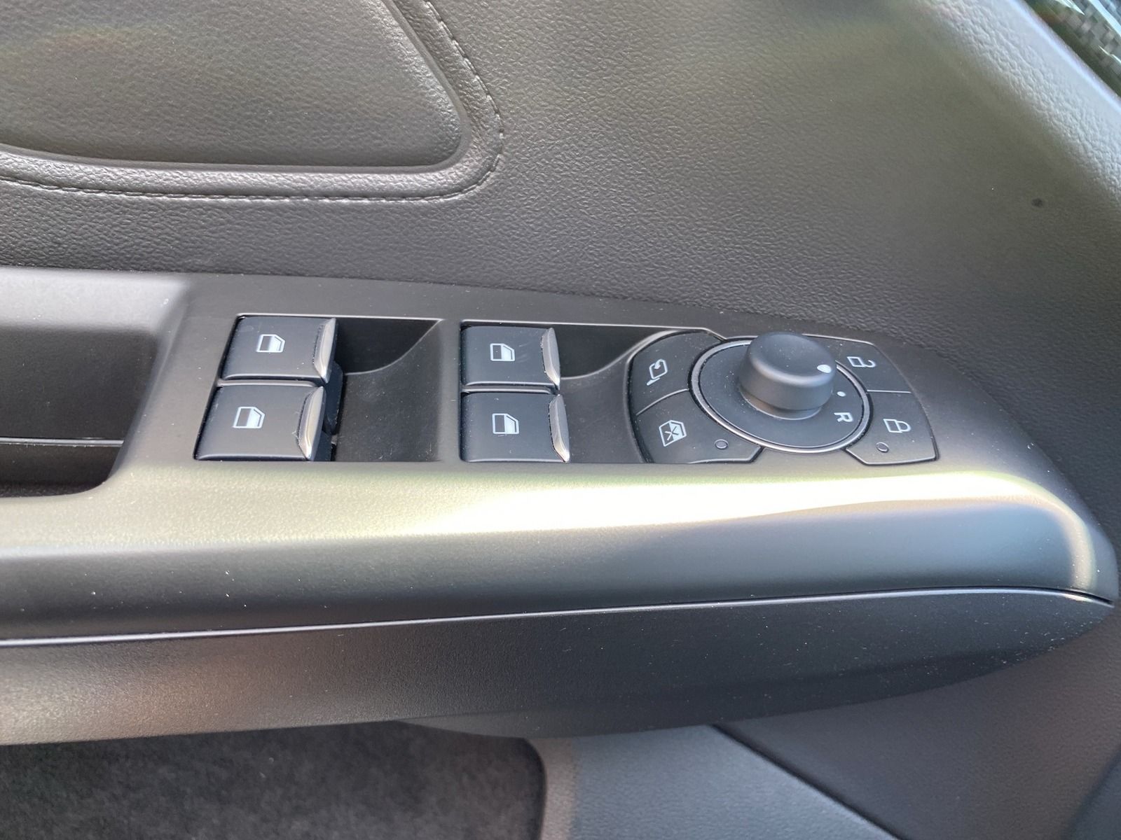 Ford Focus 1.0 EB ST-Line X *MATRIX LED*iACC*NAVI*RFK