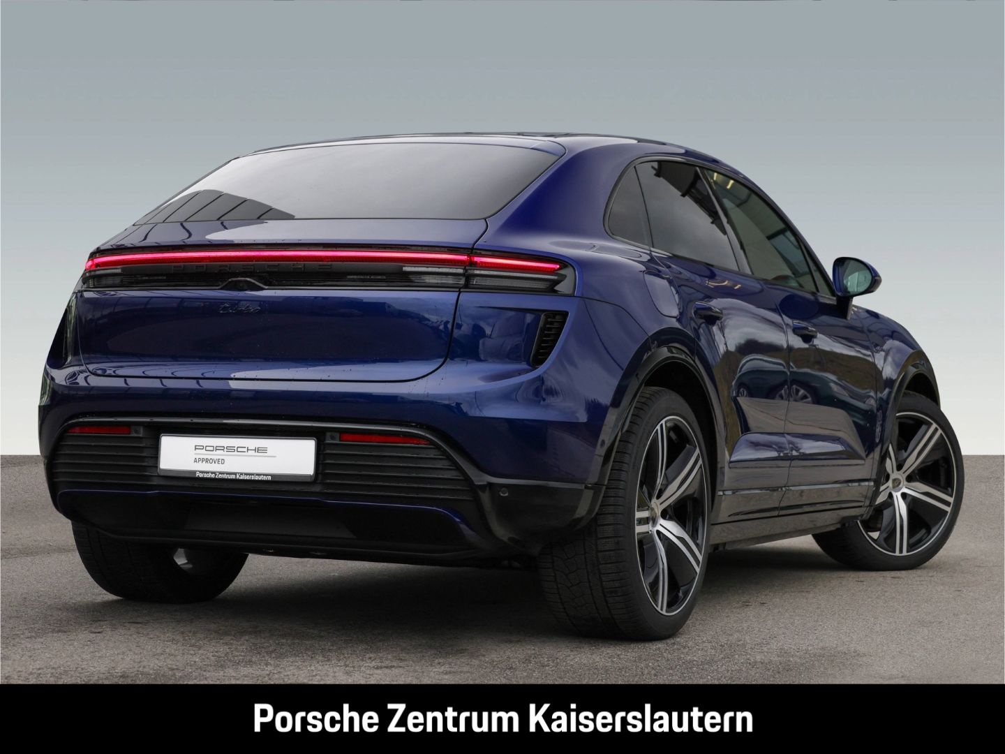 Porsche Macan Turbo LED-Matrix InnoDrive Surround-View