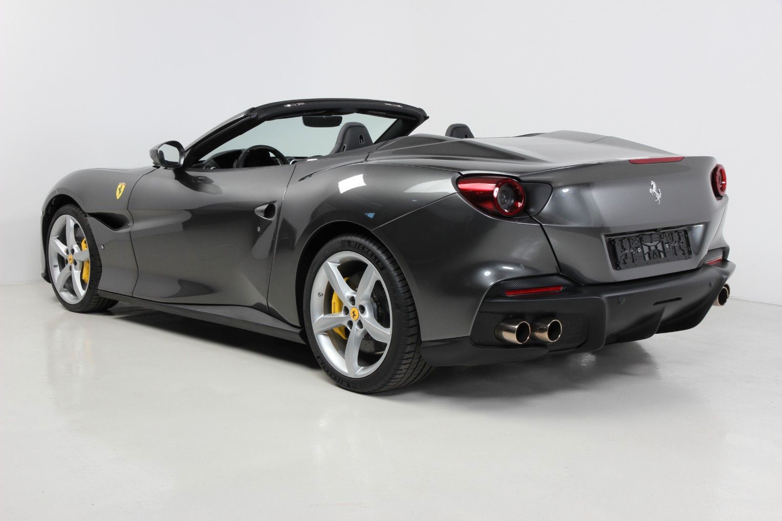 Ferrari Portofino M - Samsaru's Car Outlet