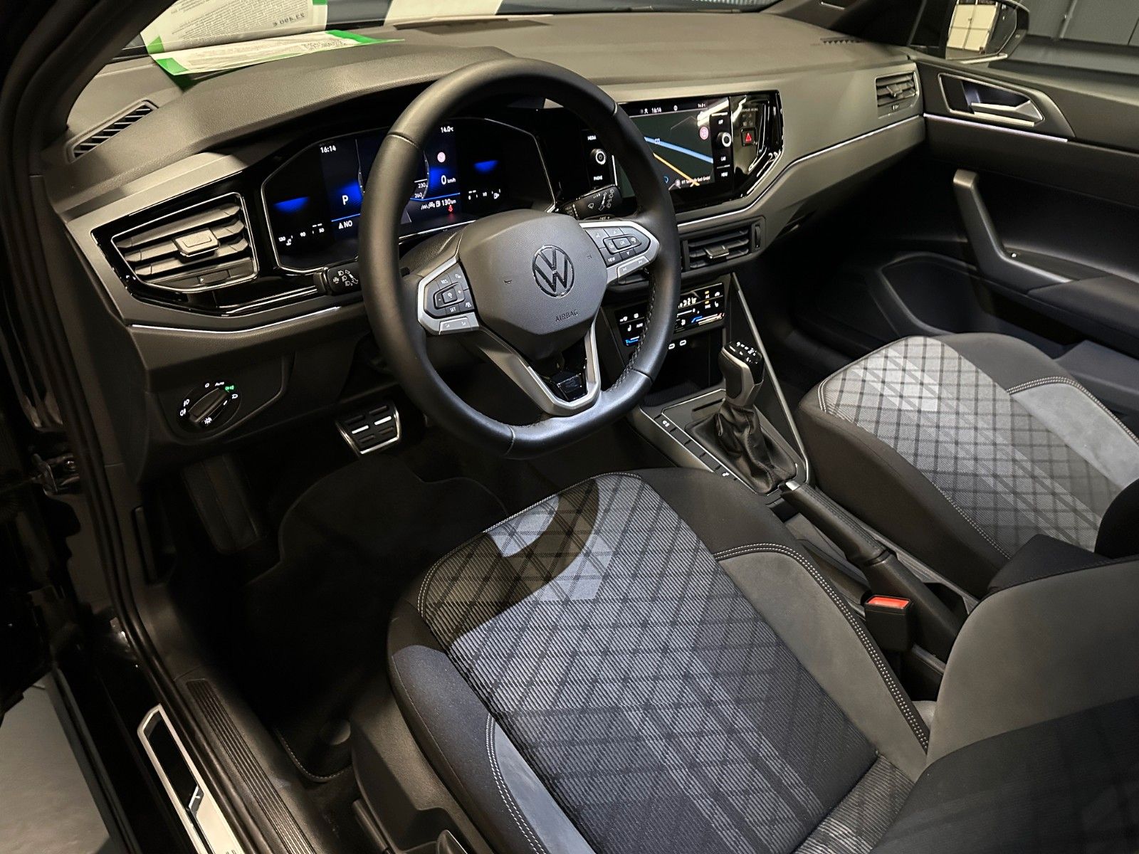 Volkswagen Polo VI R-Line *NAVI*IQ.Drive*KAMERA*CarPlay*ACC