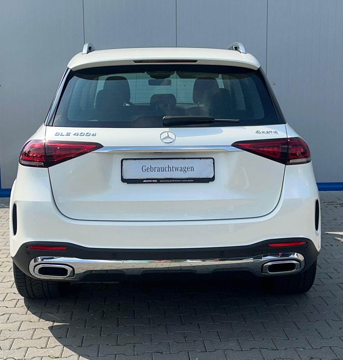 Mercedes-Benz GLE400 4M AMG-LINE DISTRONIC PANO HUD KEYLESS-GO