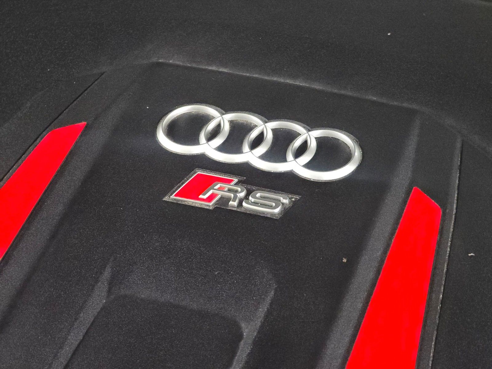 Audi RSQ8 (Massage/Ceramic/360 Kamera)