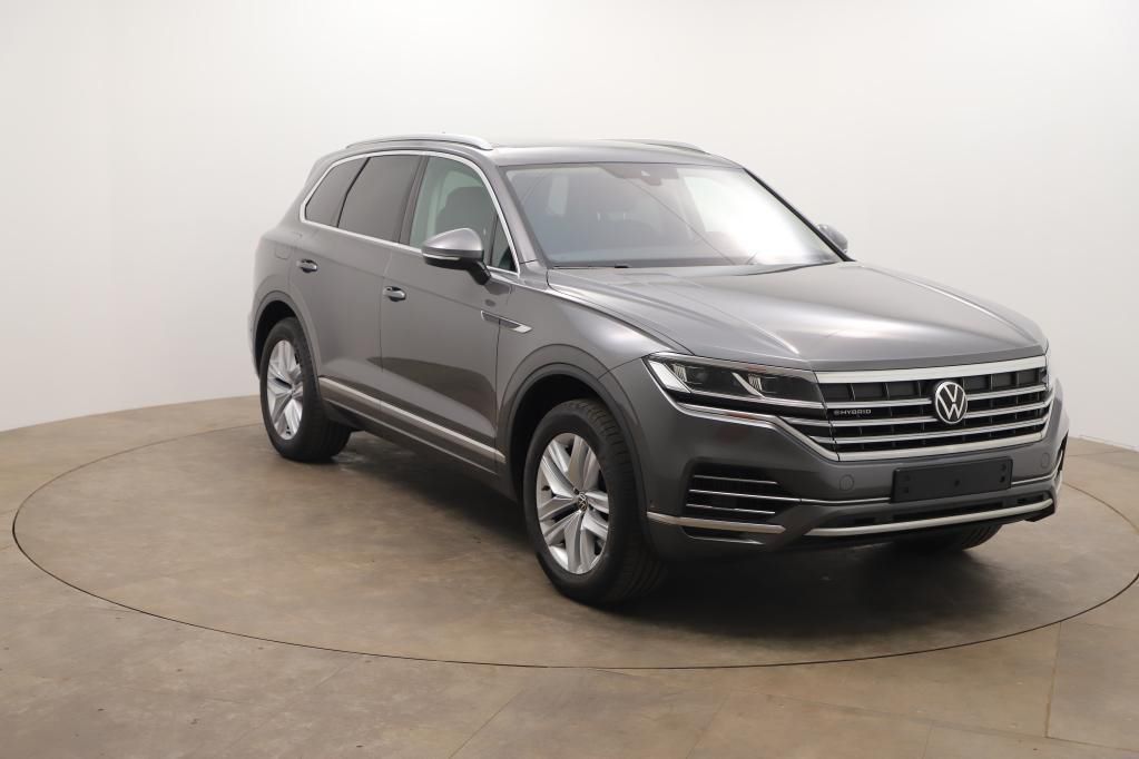 Volkswagen Touareg Elegance 4M 3.0 TSI - Samsaru's Car Outlet