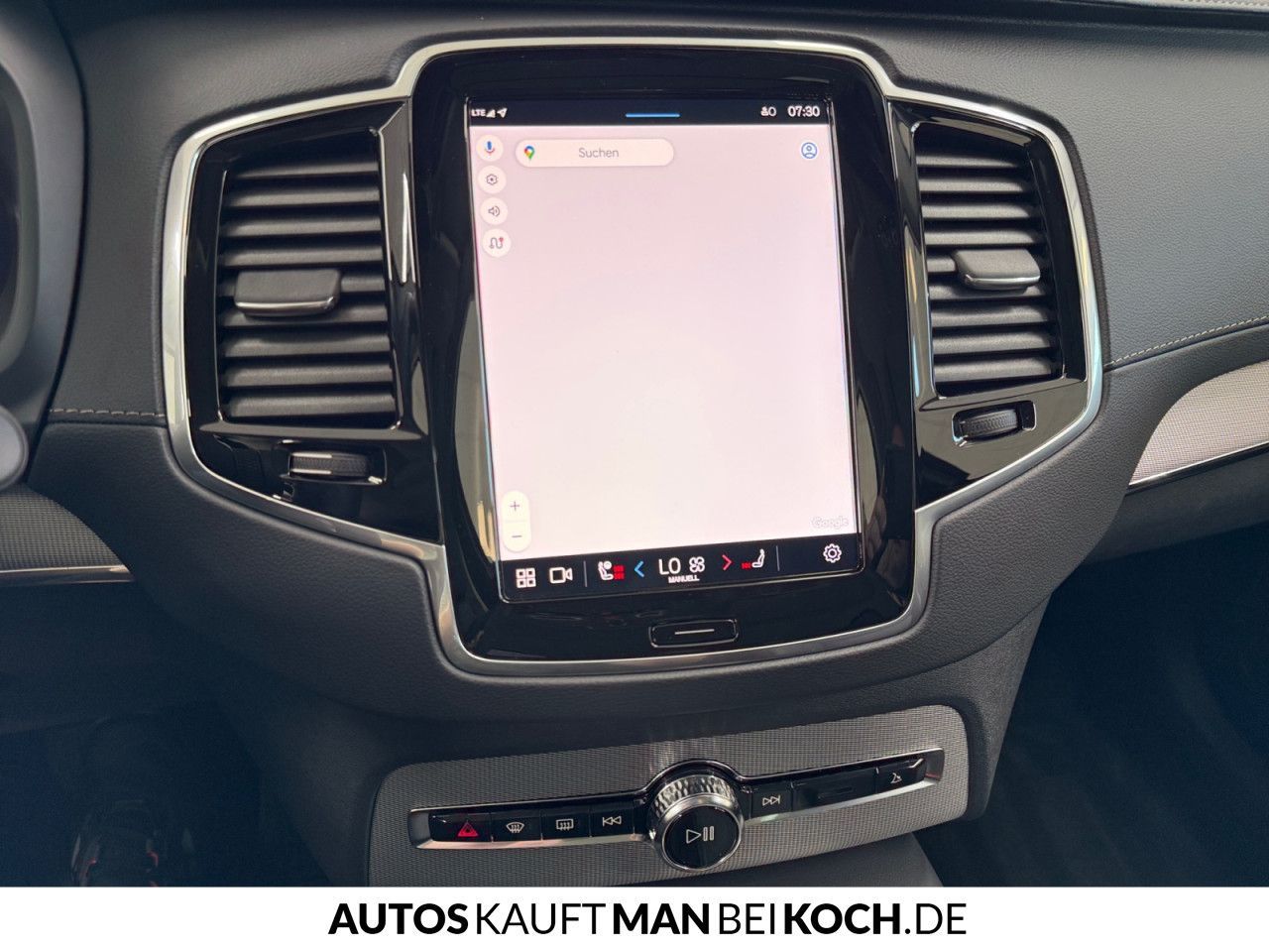 Volvo XC90 T8 Plug-In AWD Plus Dark - Samsaru's Car Outlet