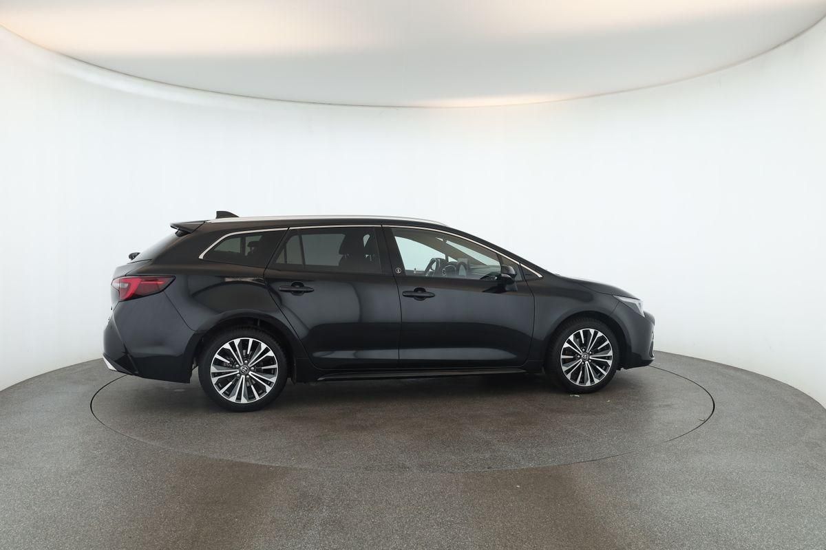 Toyota Corolla Touring Sports 2.0 CVT Team D Navi Kam