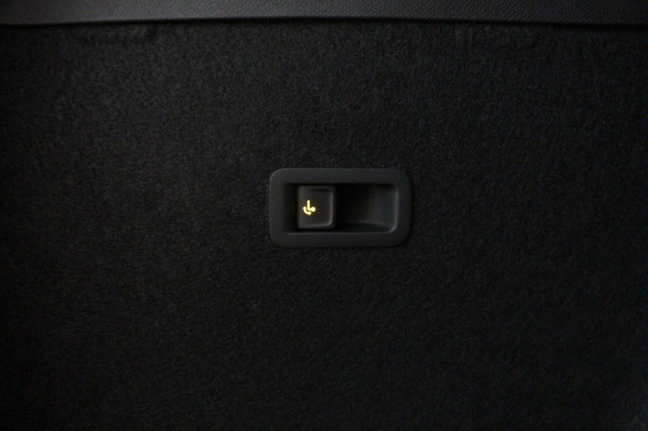 Cupra Formentor VZ 2.0 TSI DSG 4Drive 4JGAR/AHK/PANO/e