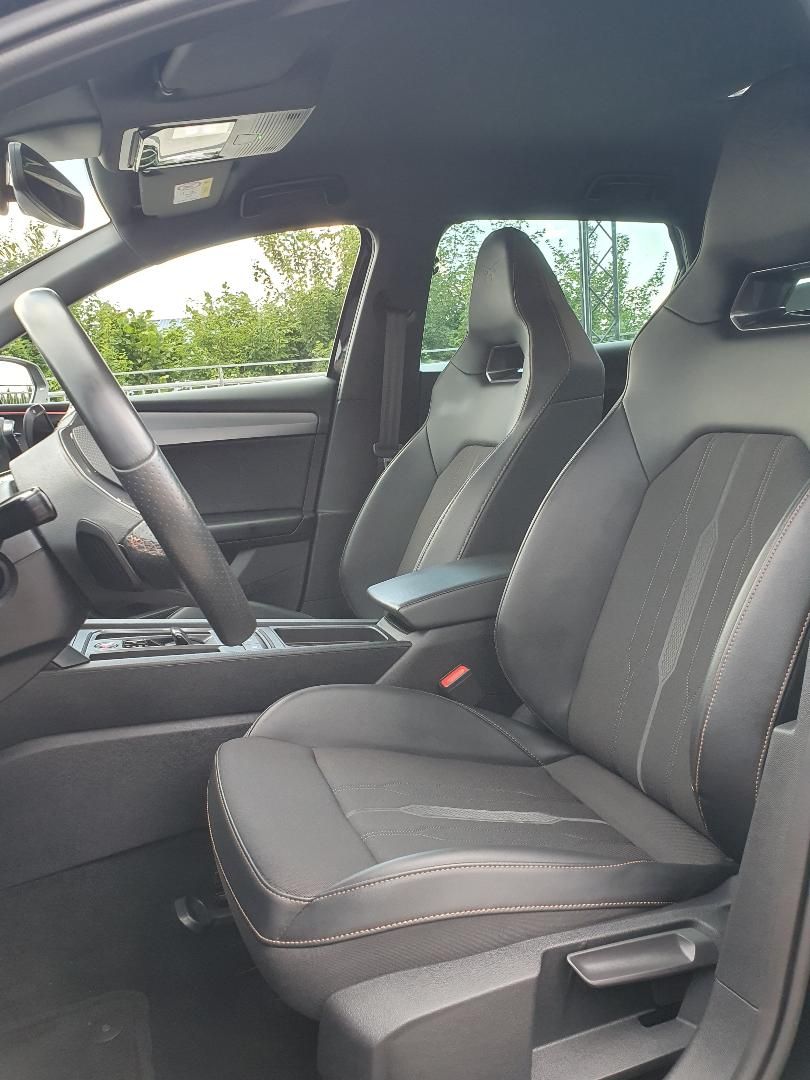 Cupra Leon Sportstourer VZ - Samsaru's Car Outlet