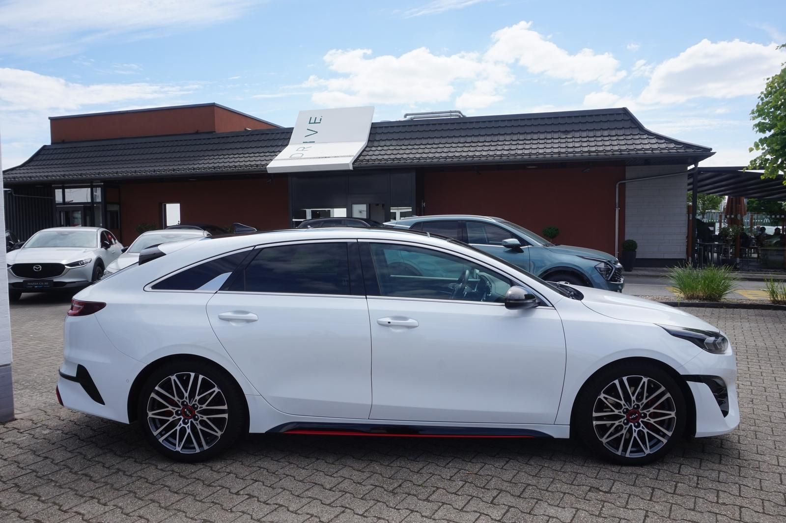 Kia ProCee'd 1.6 TGDI DCT GT - Samsaru's Car Outlet