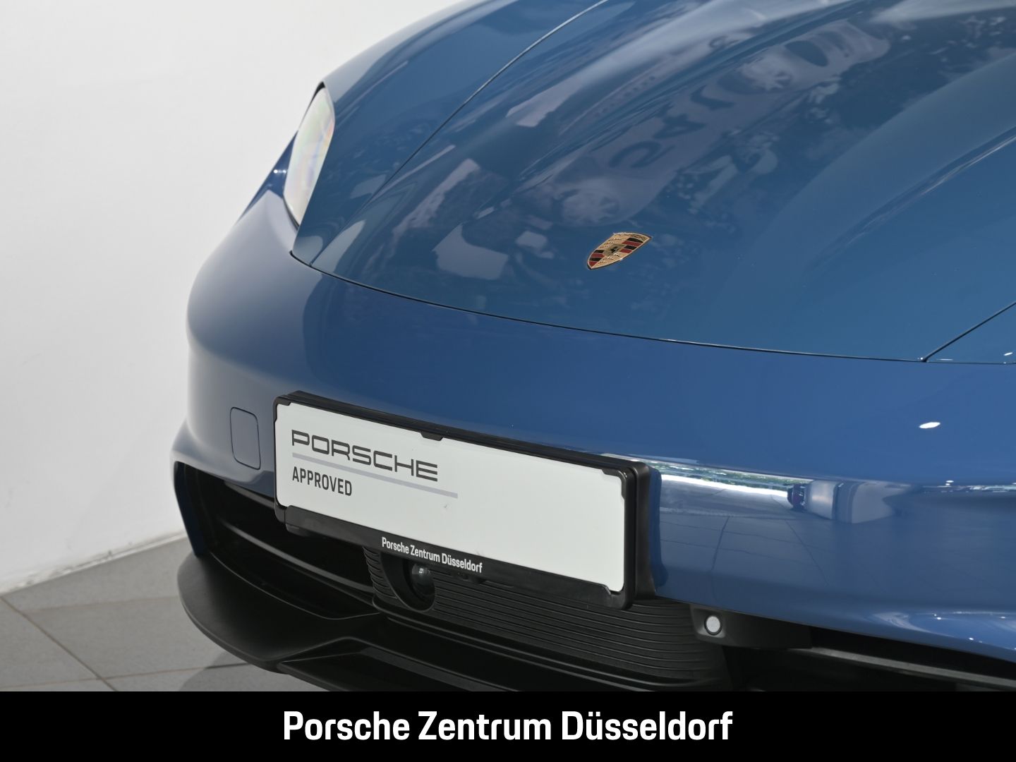 Porsche Taycan 4S Sport Turismo Neptunblau BOSE Panorama