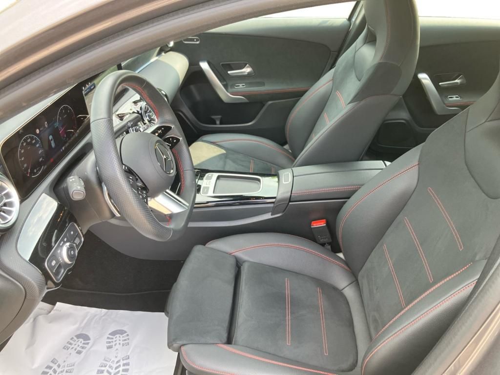 Mercedes-Benz A 200 d AMG Line - Samsaru's Car Outlet
