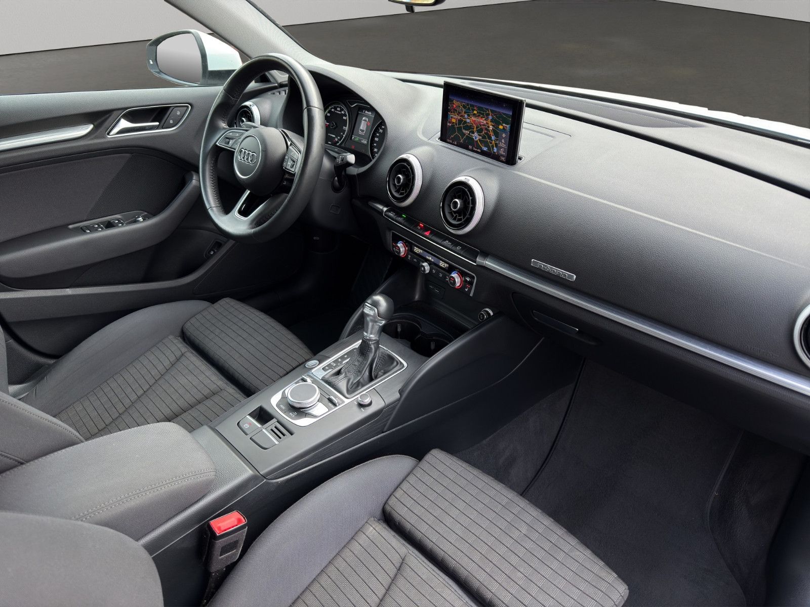 Audi A3 Sportback 40 e-tron - Samsaru's Car Outlet
