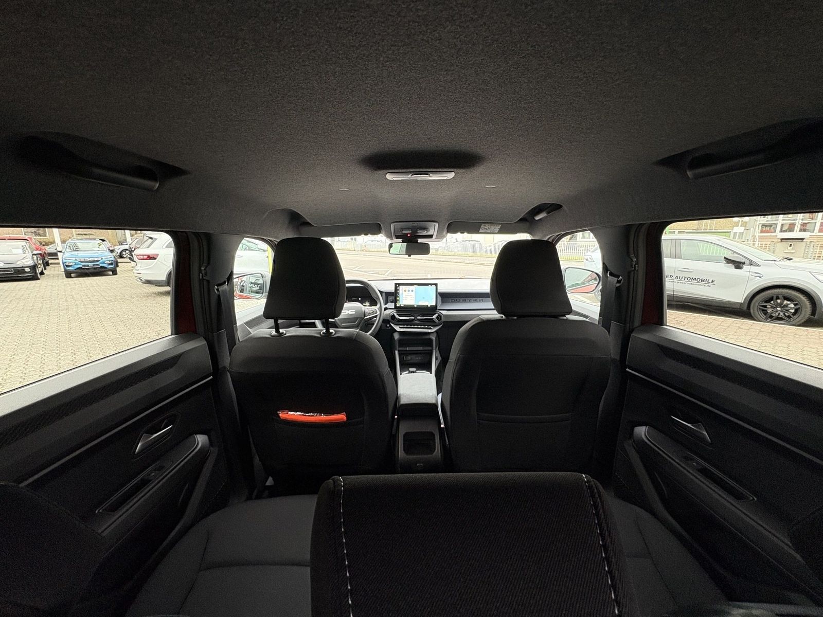 Dacia Duster III Journey Hybrid 140 1.6 E-Tech - Samsaru's Car Outlet