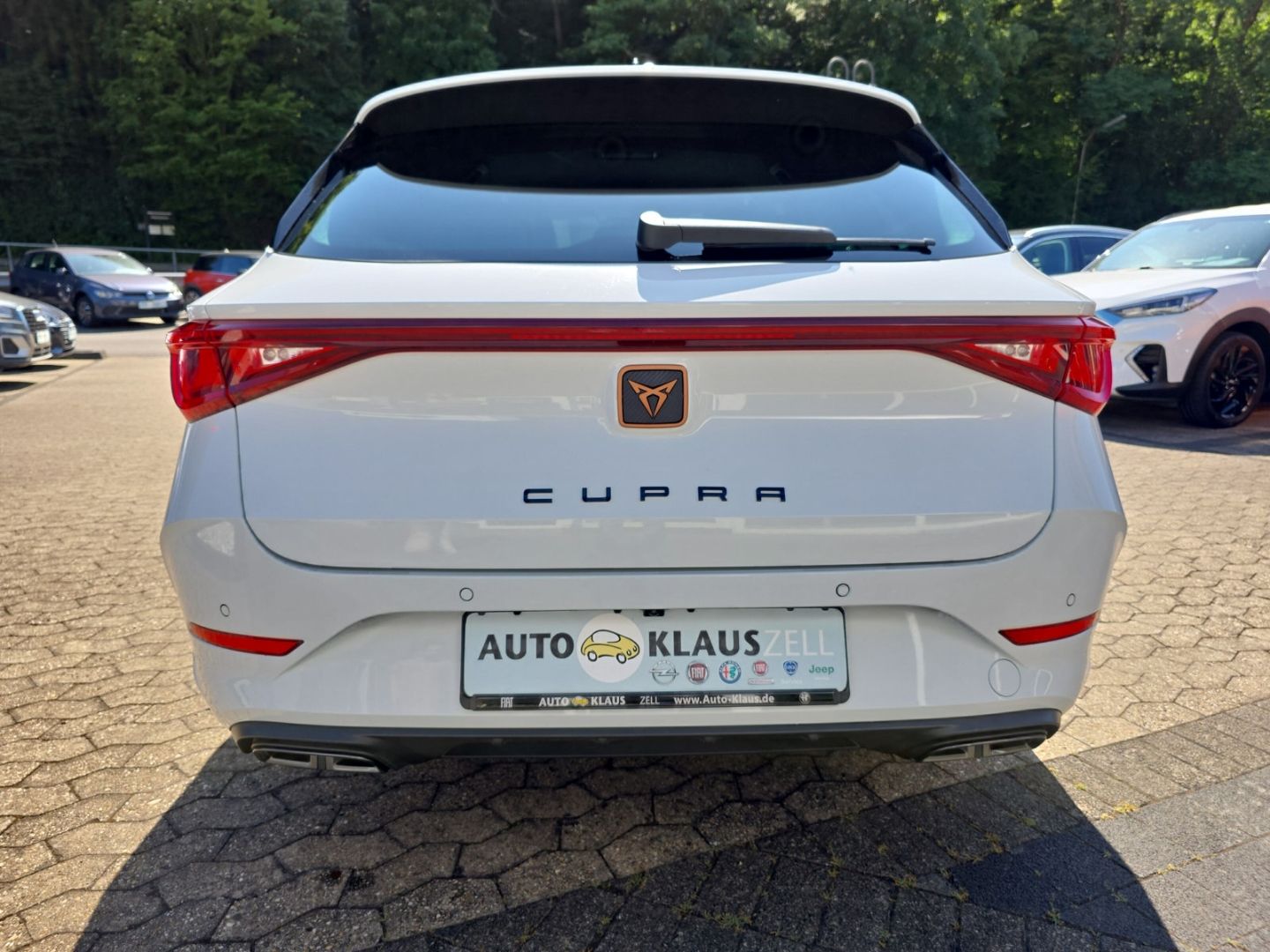 Cupra Leon Sportstourer 1.5 eTSI - Samsaru's Car Outlet