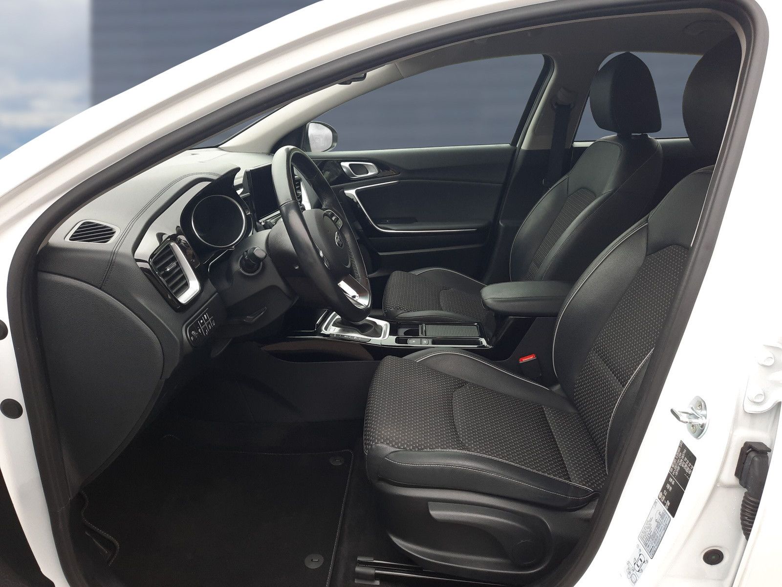 Kia XCeed 1.5 T-GDI DCT Spirit - Samsaru's Car Outlet