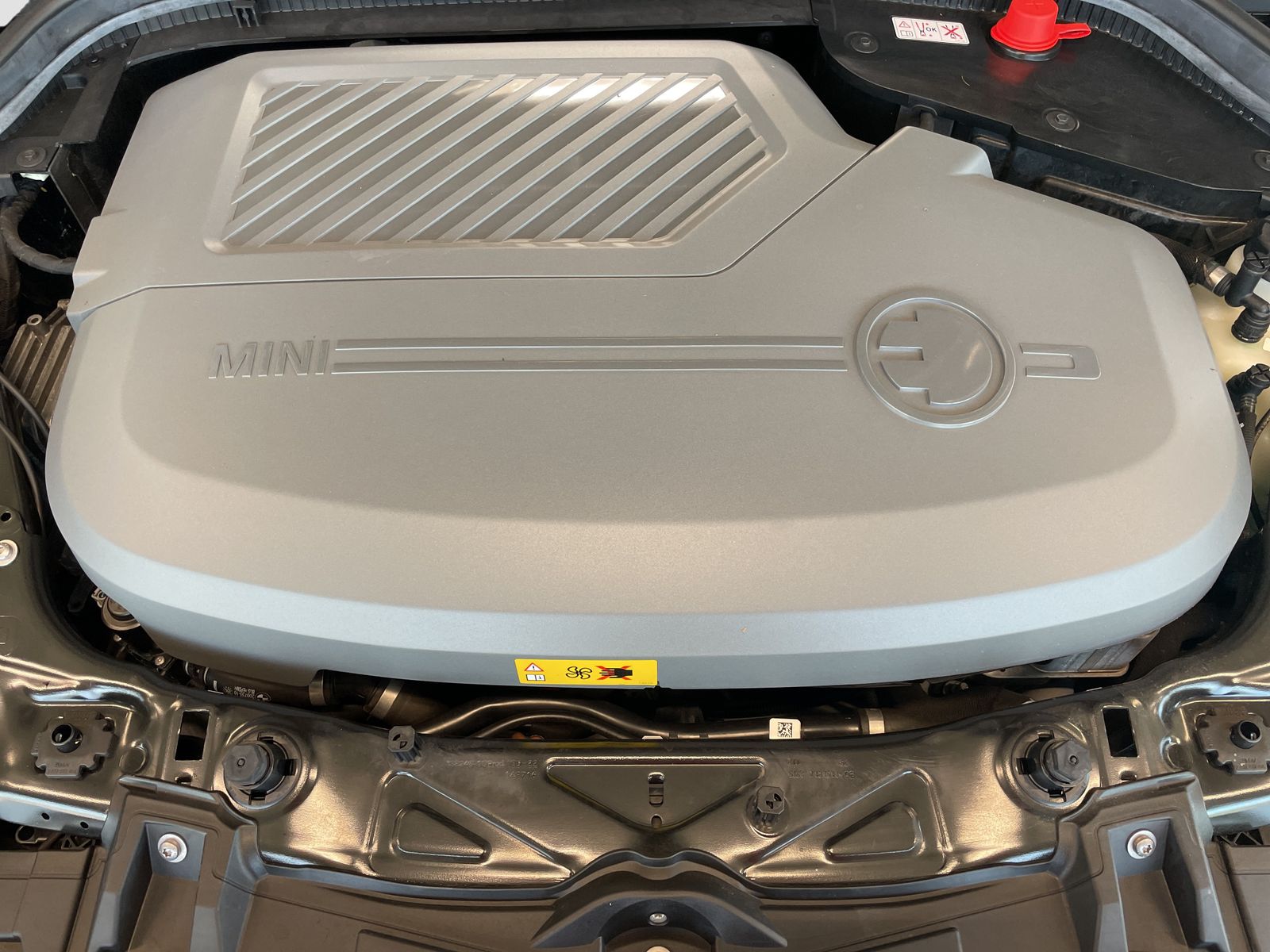 MINI Cooper SE - Samsaru's Car Outlet