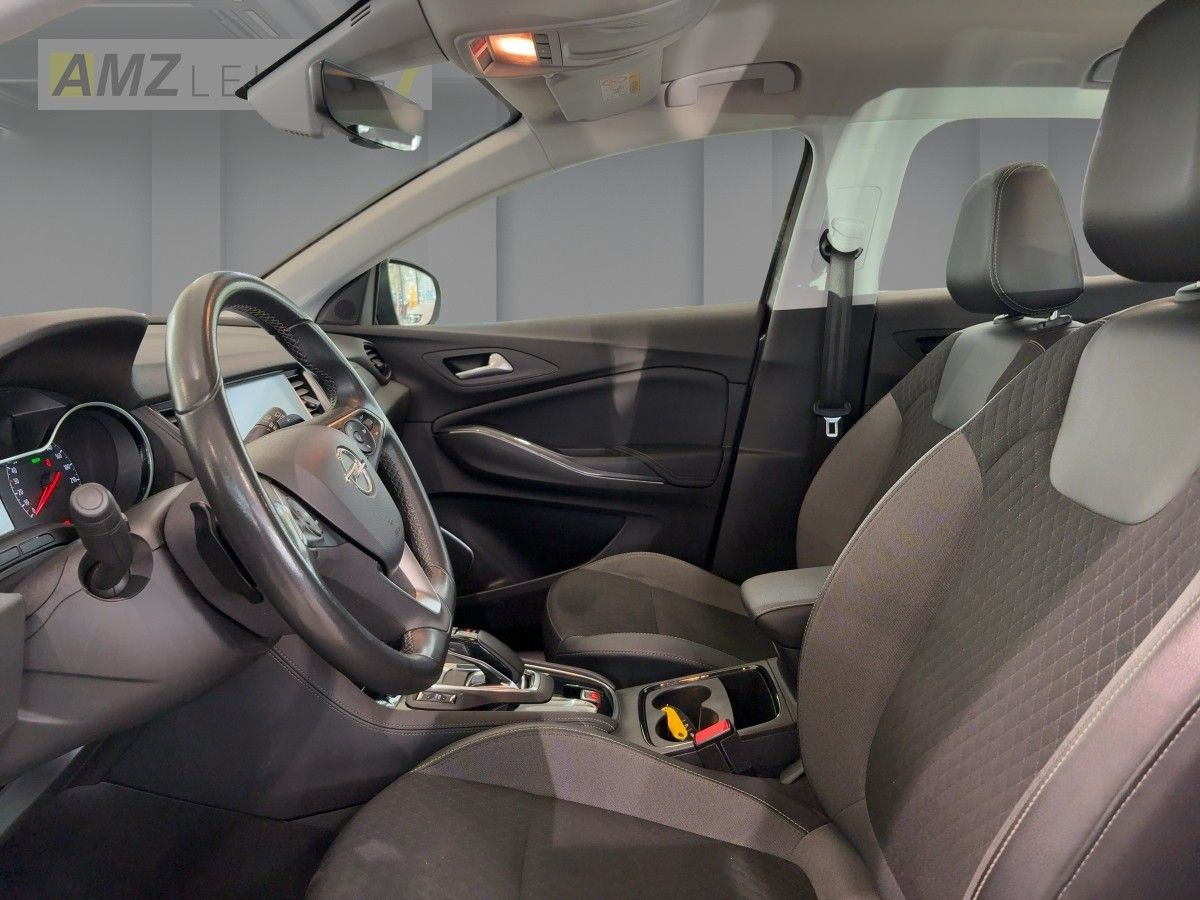 Opel Grandland 1.6 Turbo Edition - Samsaru's Car Outlet