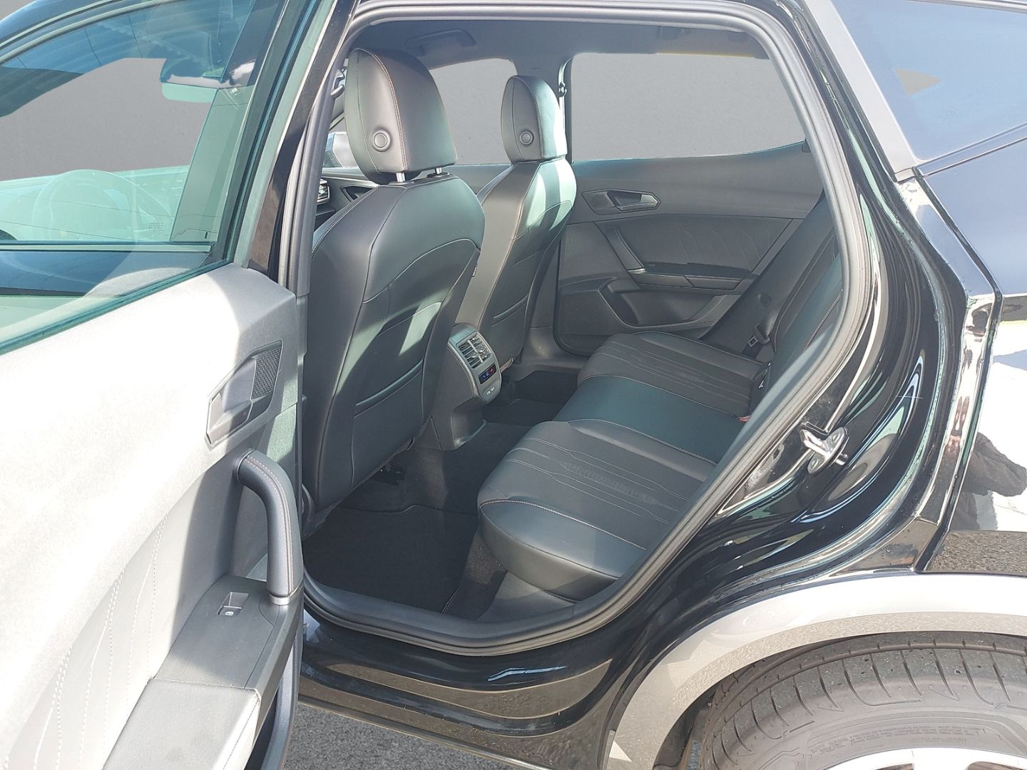 Cupra Formentor 1,4 e-HYBRID DSG LED NAVI KAMERA SHZ