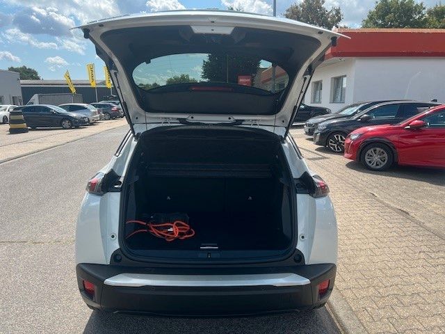 Peugeot 2008 e-GT - Samsaru's Car Outlet