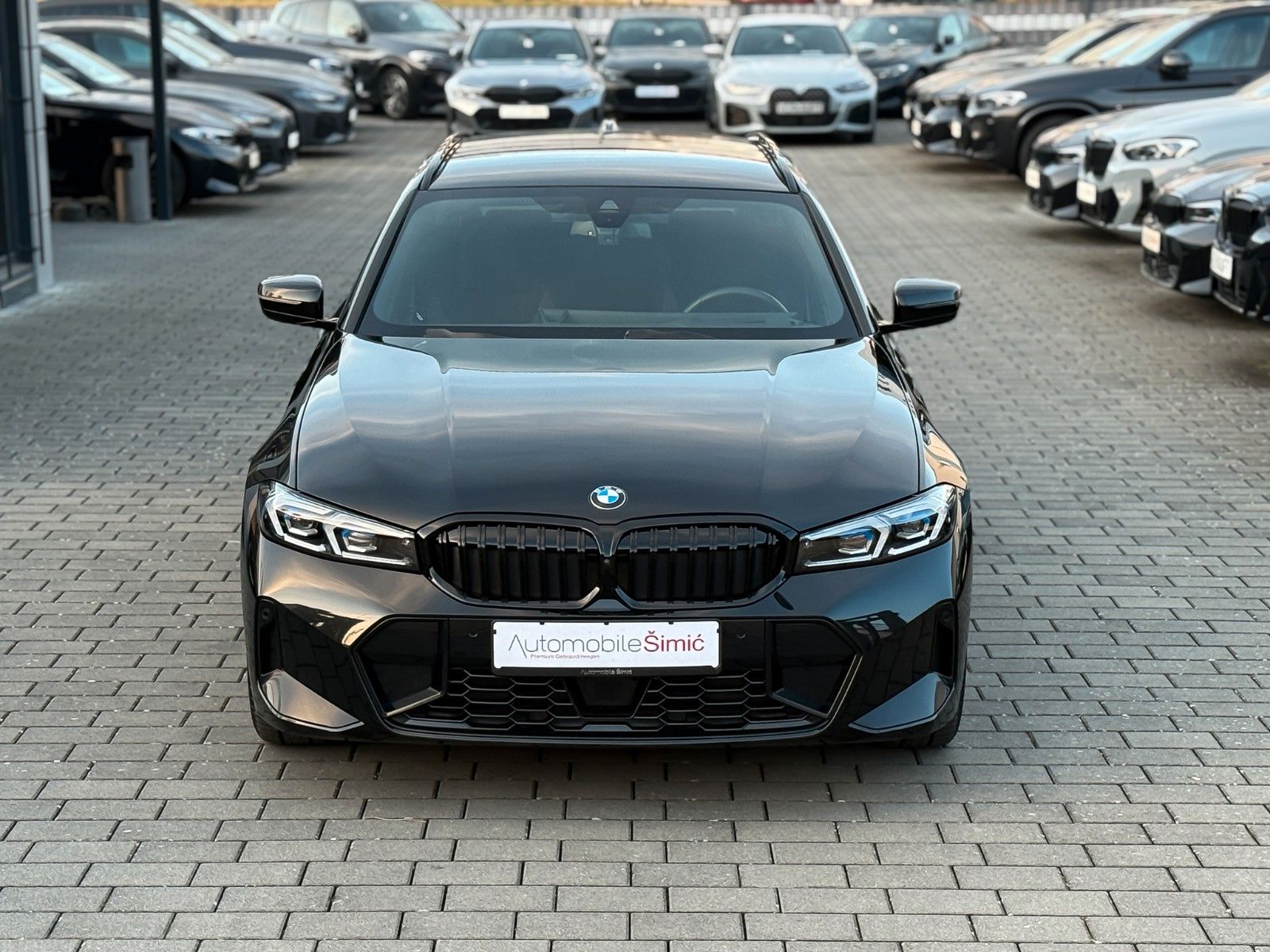 BMW 320i M Sport 18" HuD AHK ACC 360° 18"