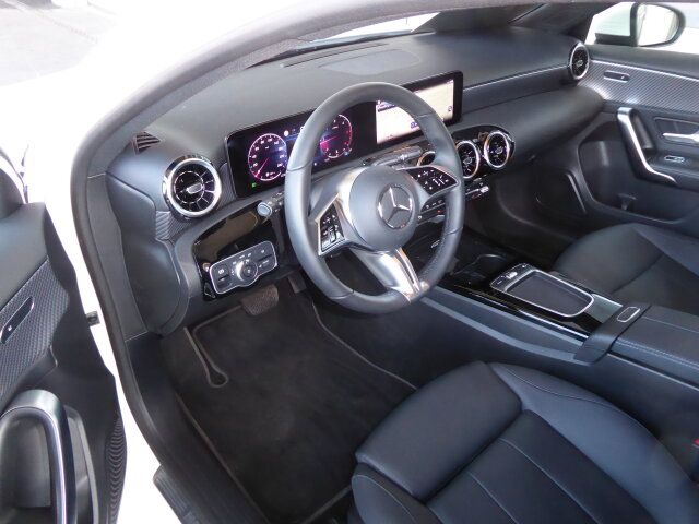 Mercedes-Benz A 200 d Progressive - Samsaru's Car Outlet