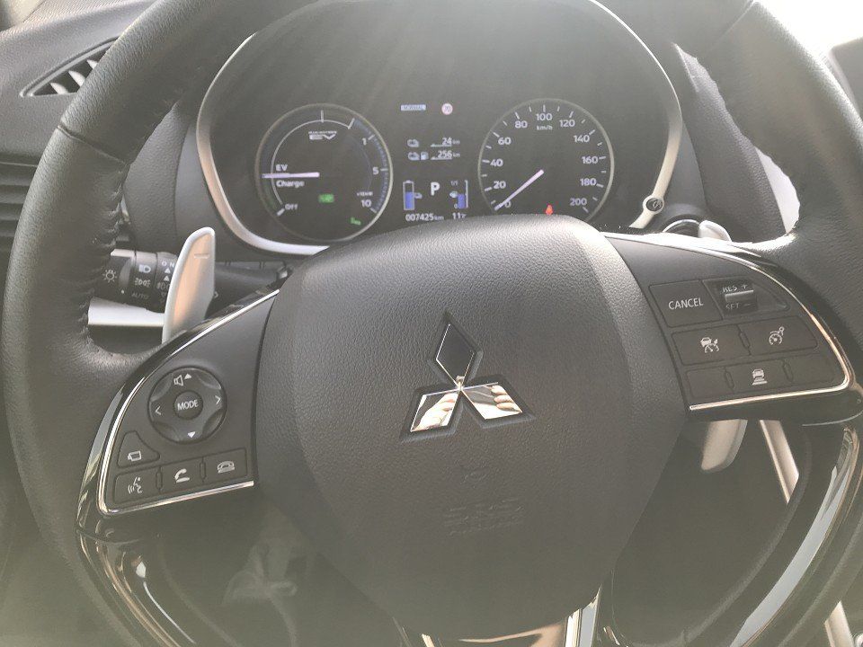 Mitsubishi Eclipse Cross Plug-in Hybrid Select Navi