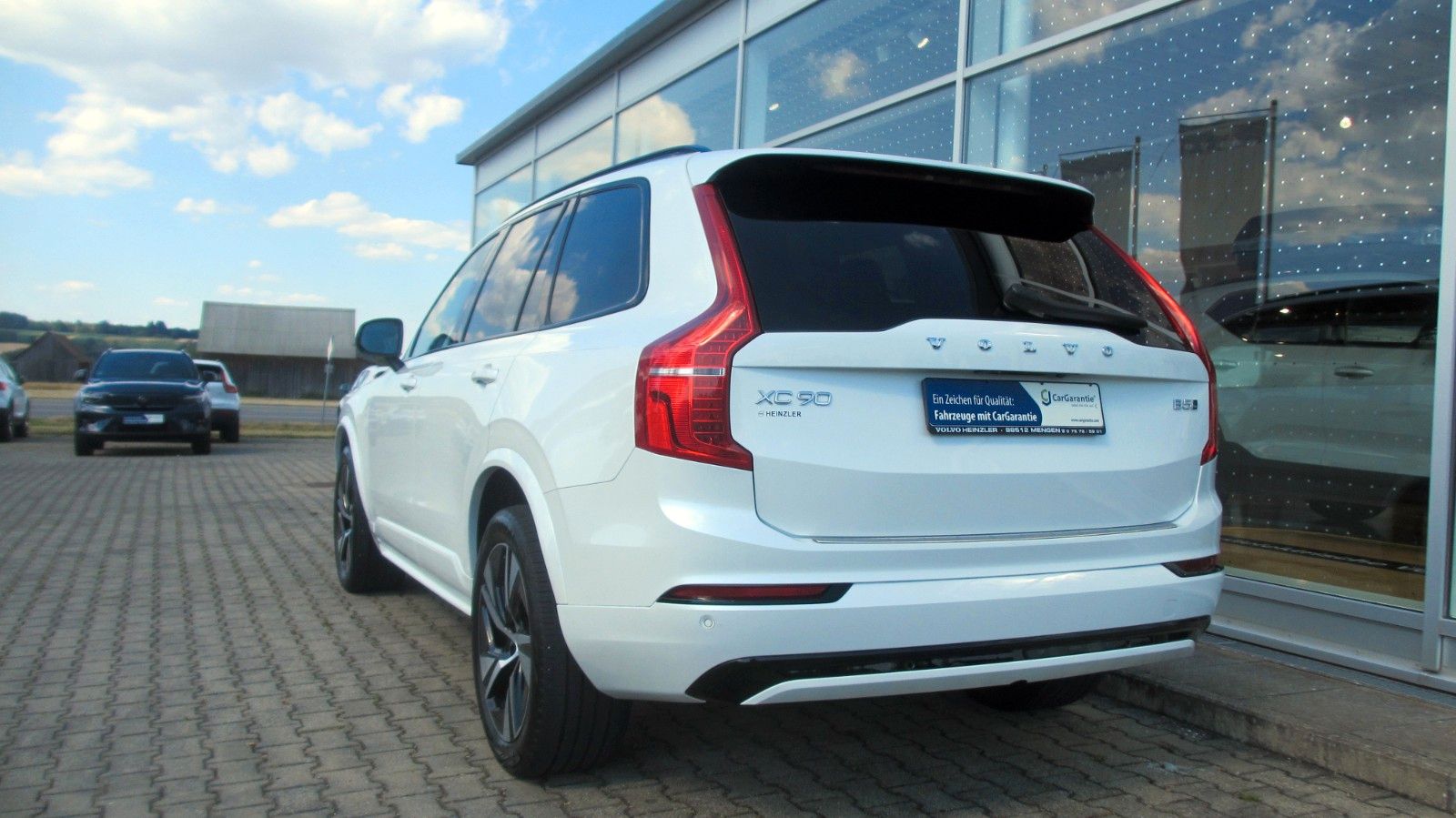 Volvo XC90 B5 Diesel R-Design AWD +7SITZ+PANO+360°+AHK
