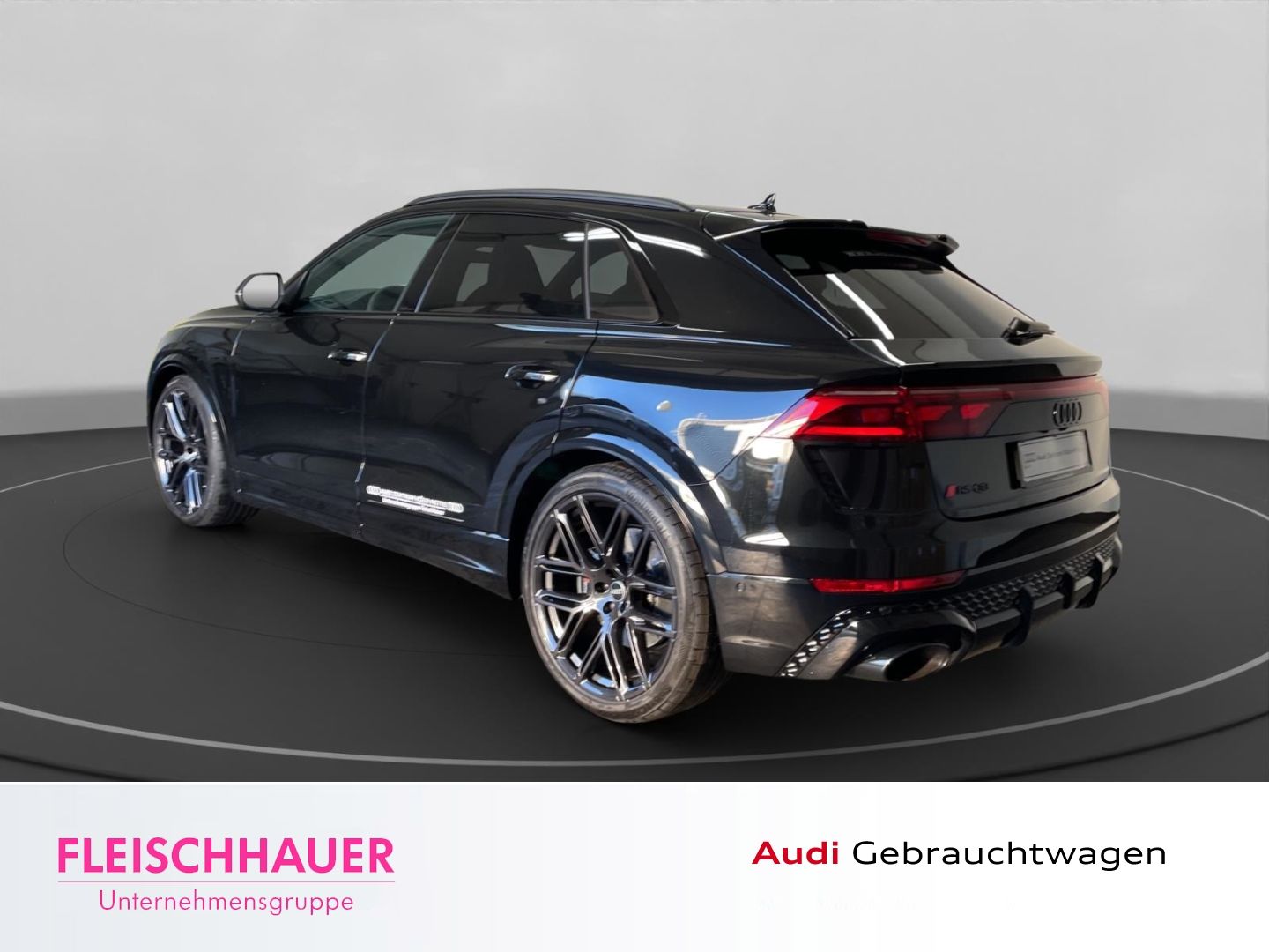 Audi RSQ8 SUV performance tiptronic