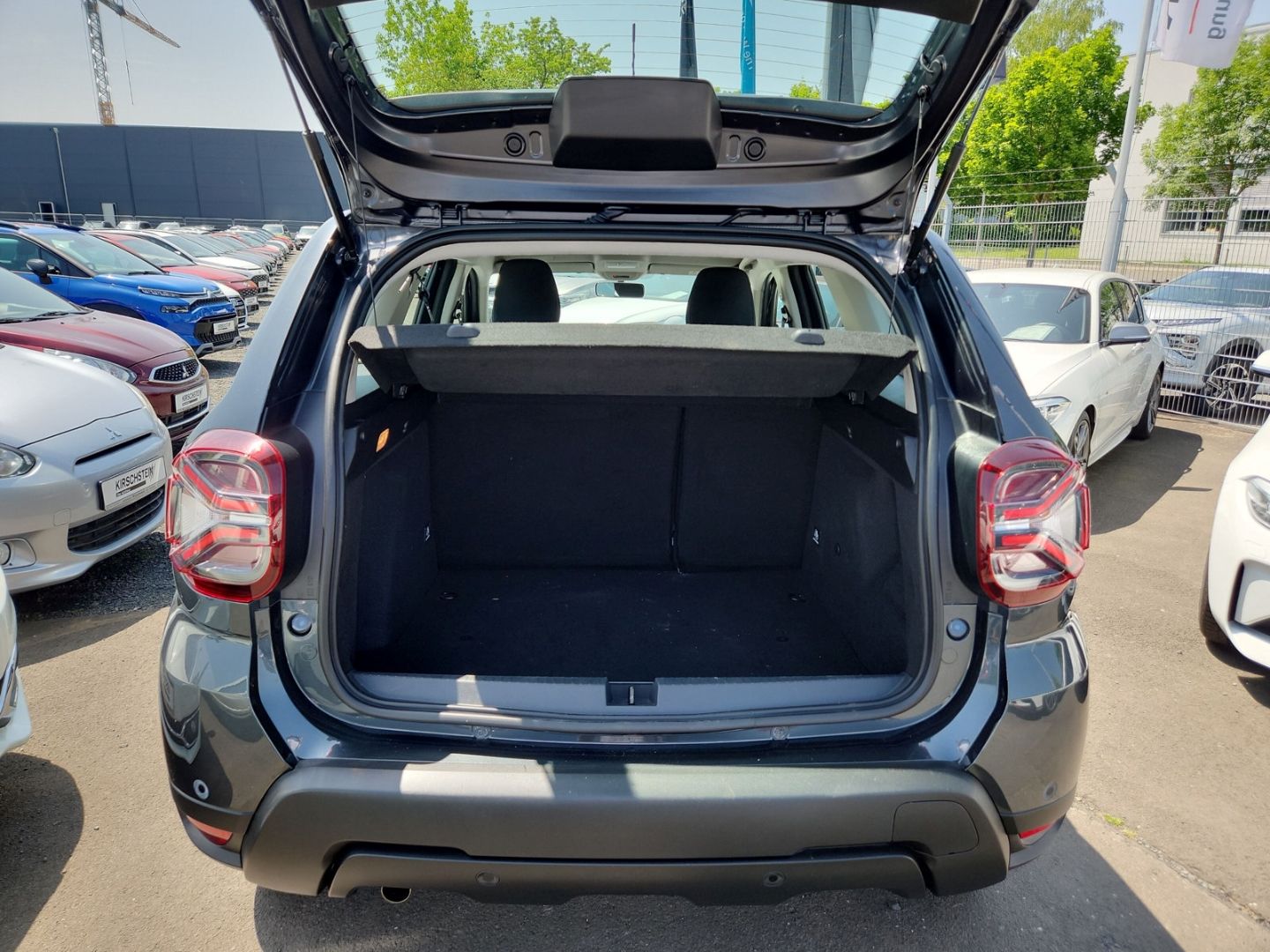 Dacia Duster II Access 1.0 TCe 90 WR - Samsaru's Car Outlet