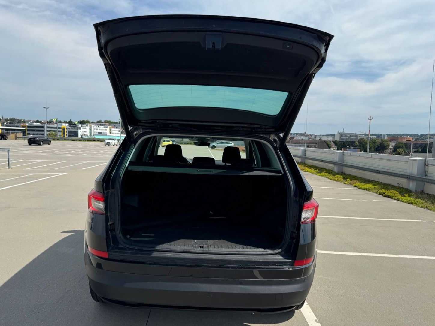 Skoda Kodiaq 2.0 TDI Clever 4x4 VIRTUAL*NAVI*LED*AHK