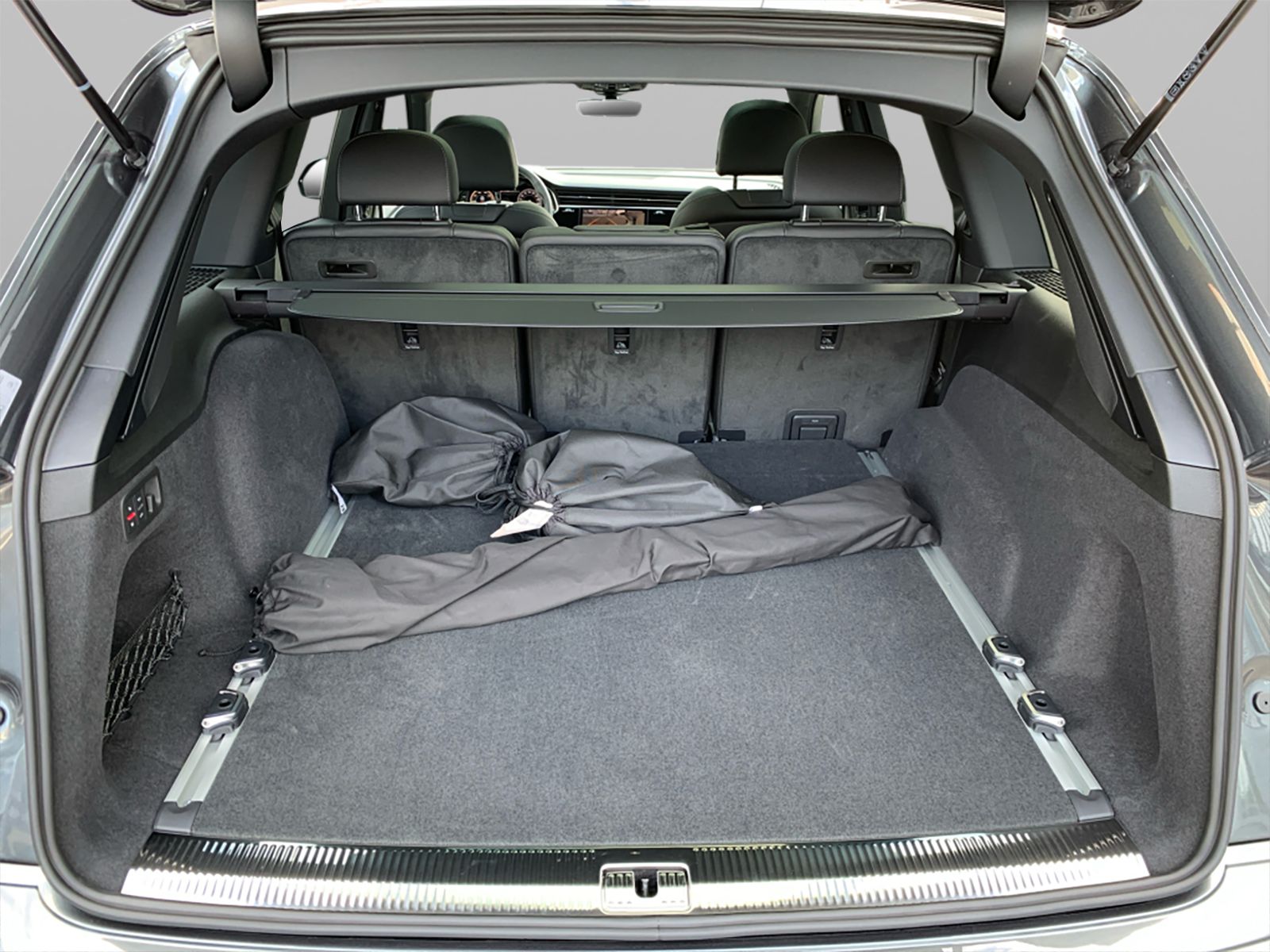 Audi Q7 55 TFSIe S line ALLRADLENK*OPTIK*PANO*AHK*360