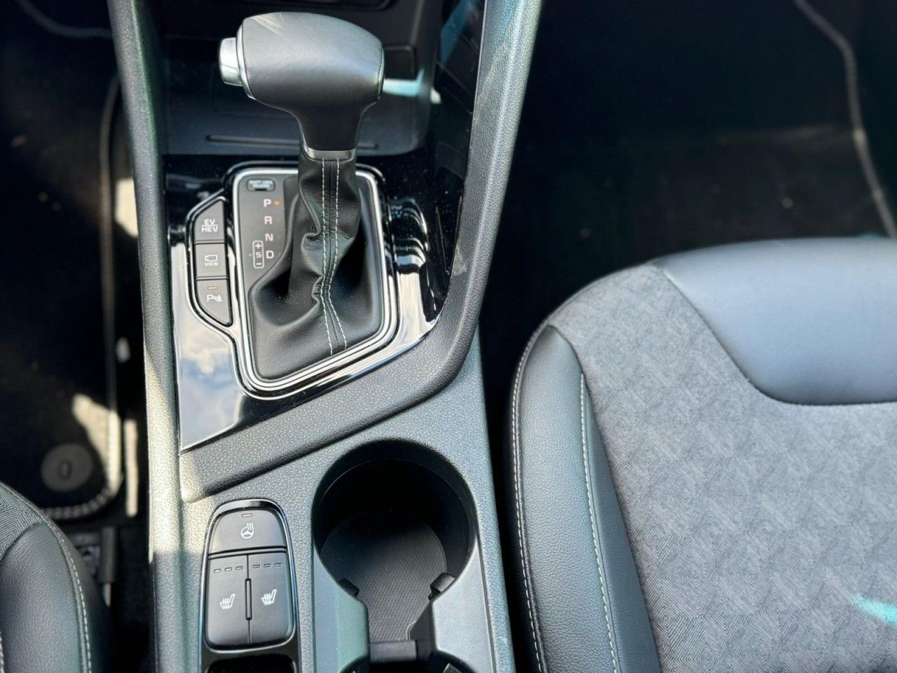 Kia Niro PHEV 1.6 DCT Vision - Samsaru's Car Outlet