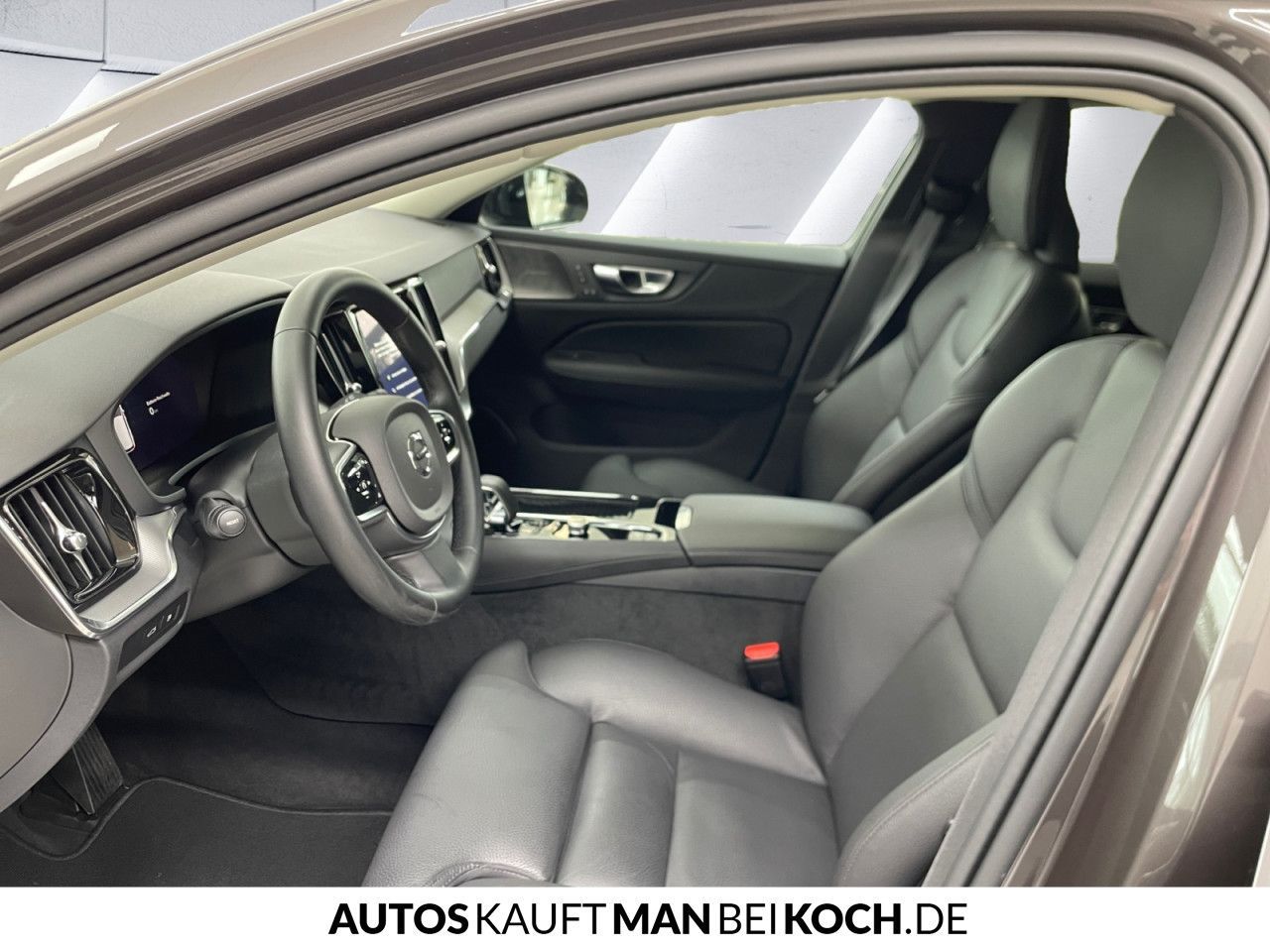 Volvo V60 T8 Plug-In AWD Plus Dark ACC H/K BLIS 360°