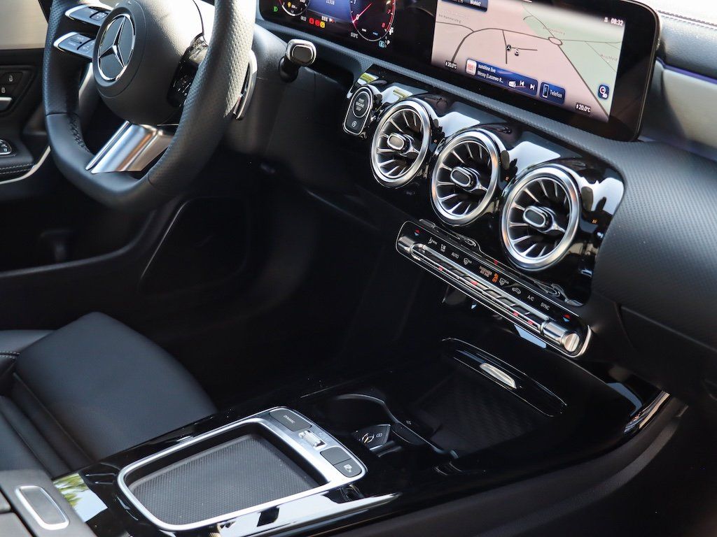 Mercedes-Benz CLA 250 4M SB AMG PremiumPlus - Samsaru's Car Outlet
