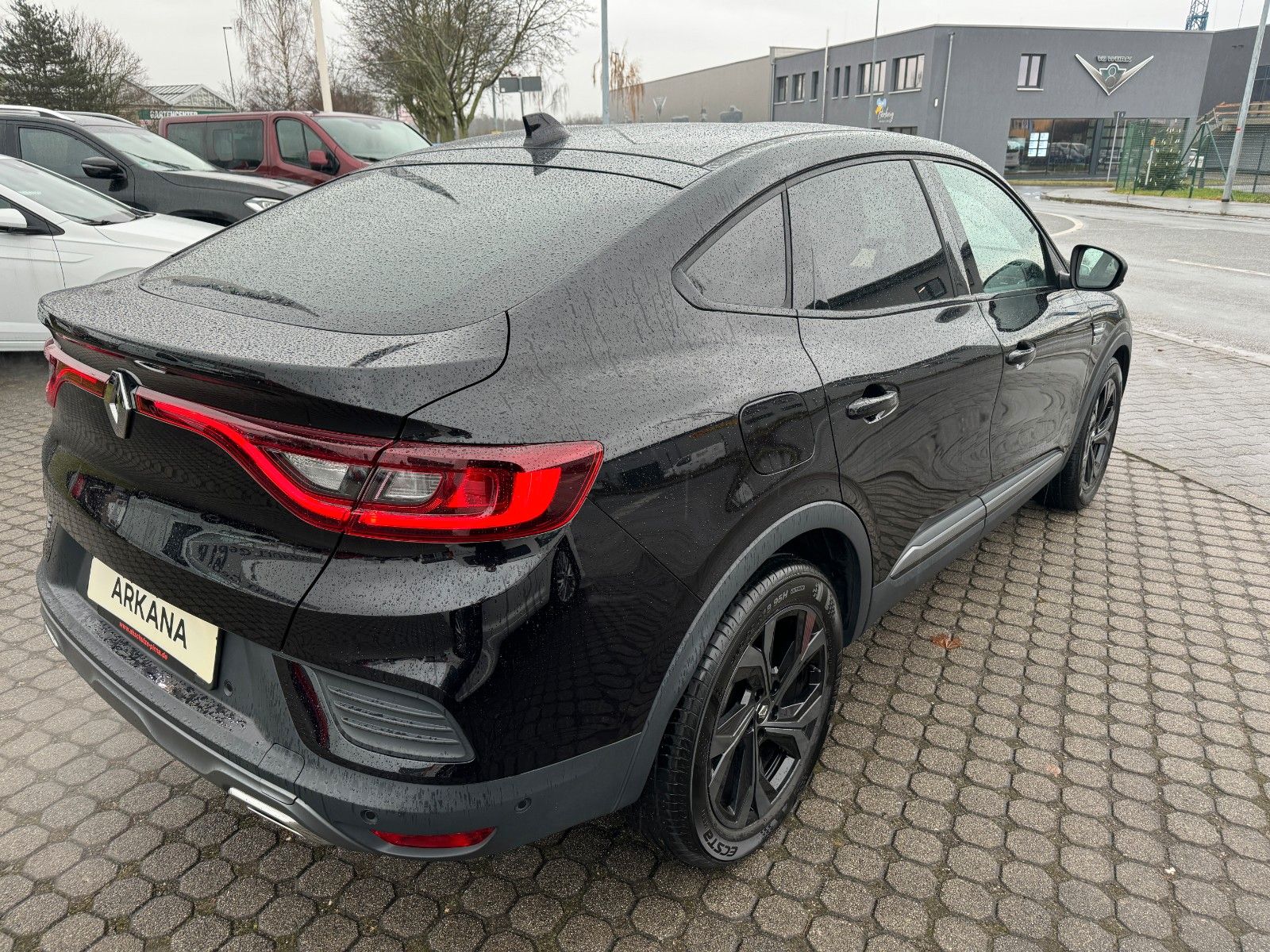Renault Arkana R.S. Line TCe160 EDC - Samsaru's Car Outlet