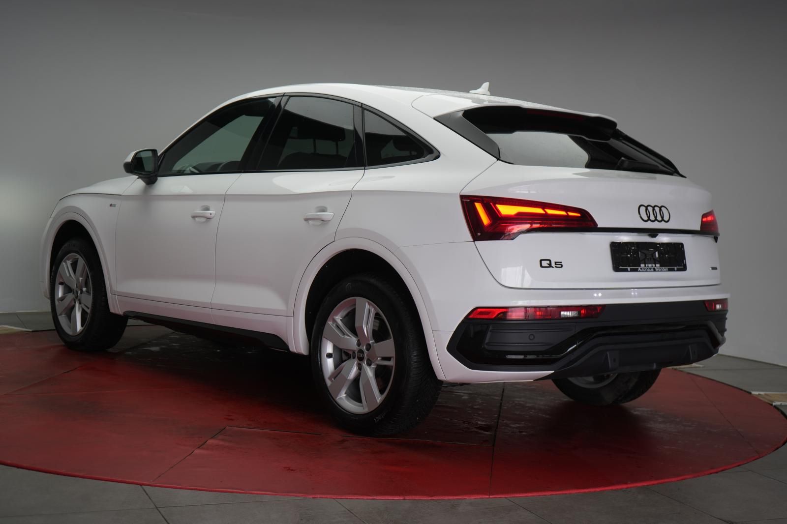 Audi Q5 40 TDI Sportback quattro S tronic S line Navi
